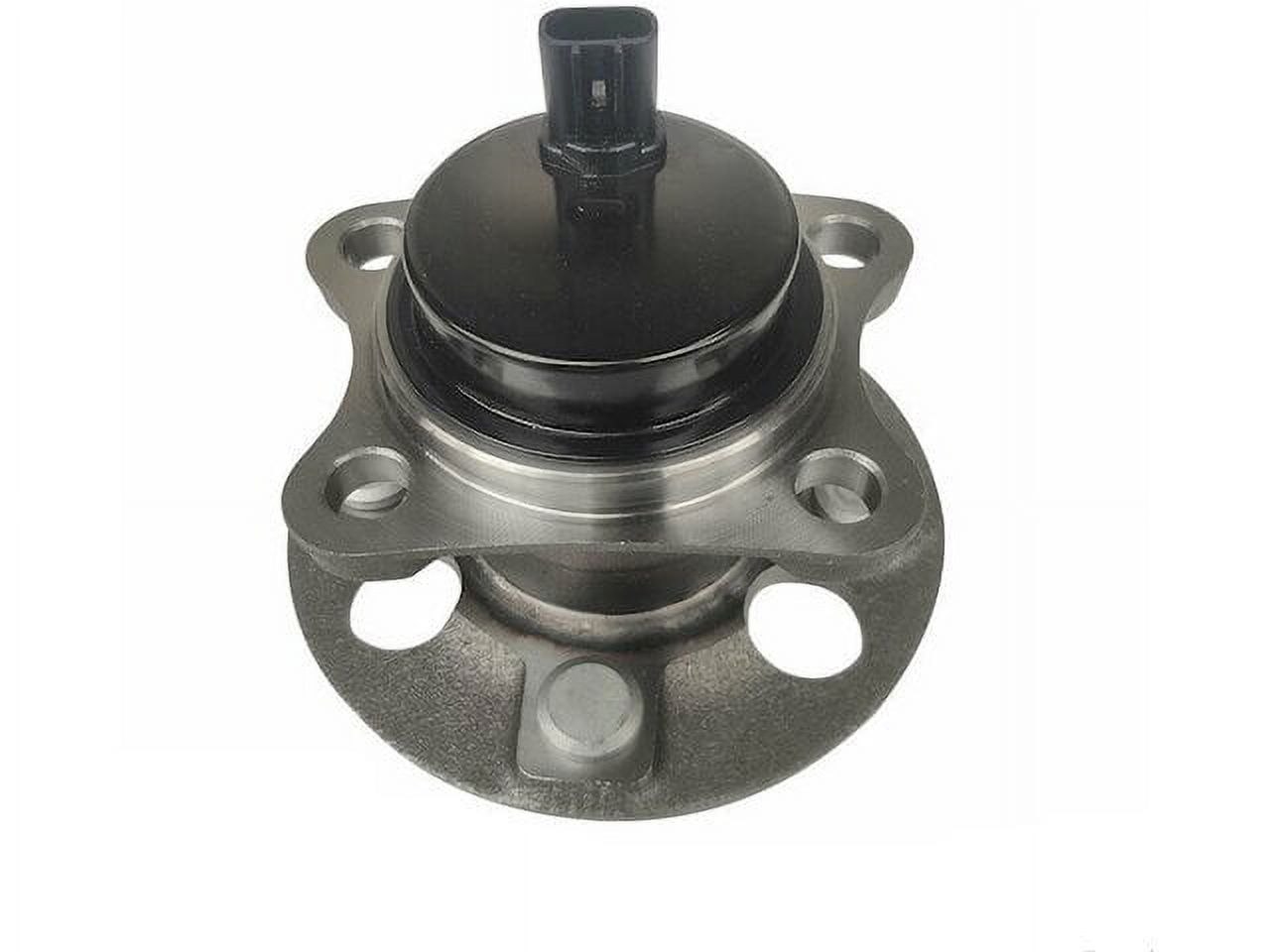 Rear Wheel Hub Assembly - Compatible with 2015 - 2019 Toyota Yaris Hatchback 2016 2017 2018