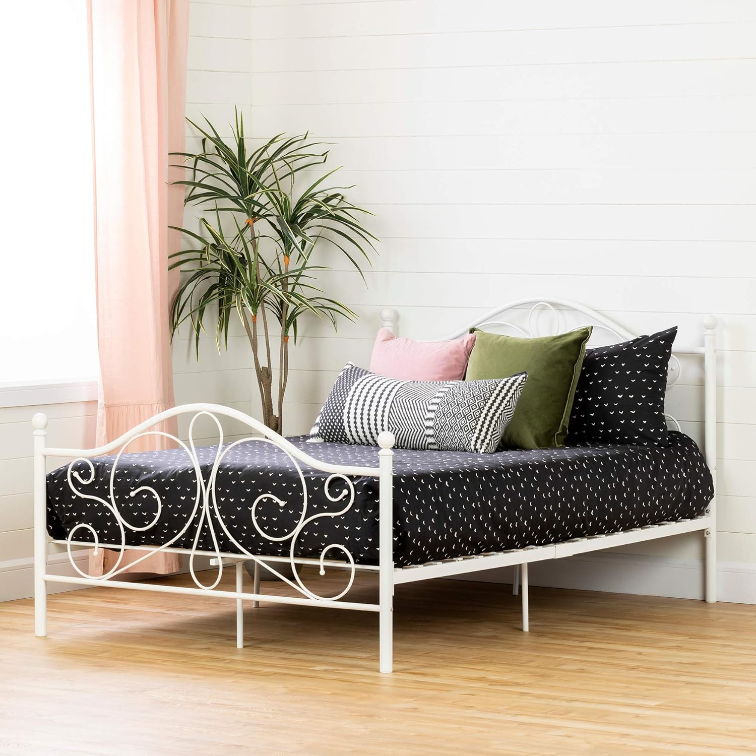 Summer Breeze Complete Full Metal Platform Bed (54