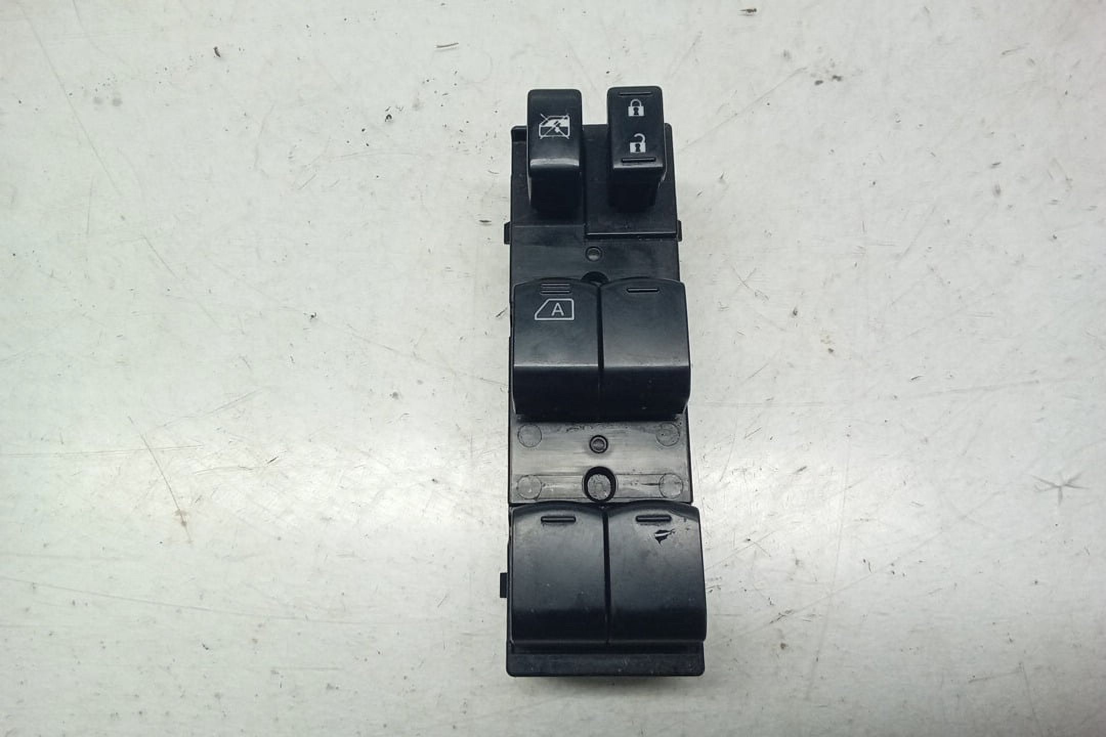 Pre-Owned 12 2012 Subaru Impreza Driver Master Door Lock and Window Switch OEM (Good)