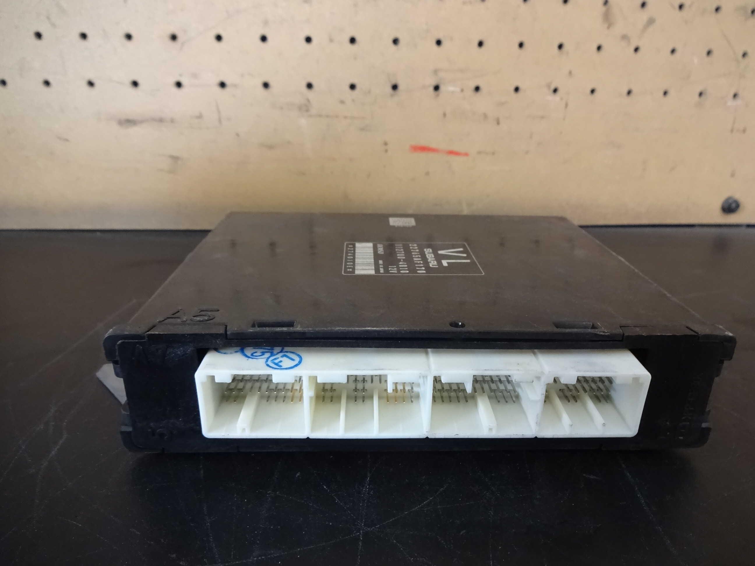 Pre-Owned 2013 Subaru Impreza Electronic Control Module OEM (Good)