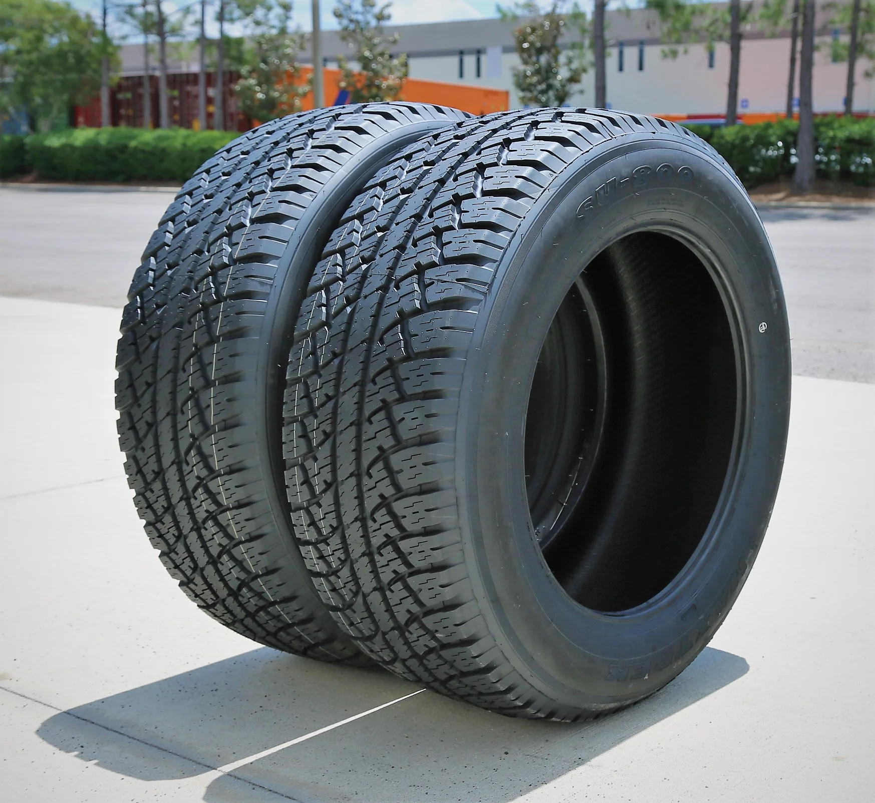 Maxtrek SU-800 A/T 225/70R16 107S AT All Terrain Tire Fits: 2000-01 Jeep Cherokee Classic, 1997-99 Jeep Wrangler Sahara