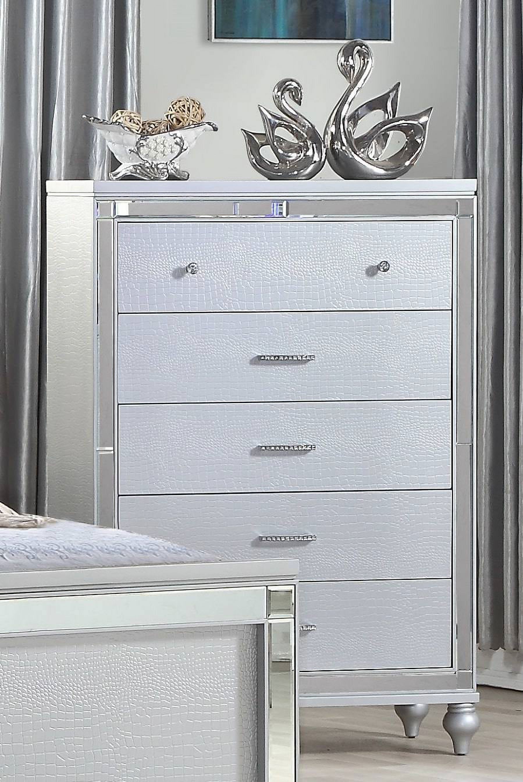 Sterling Mirror Chest with Spacious Drawers and Diamond Pulls - Elevate Your Space
