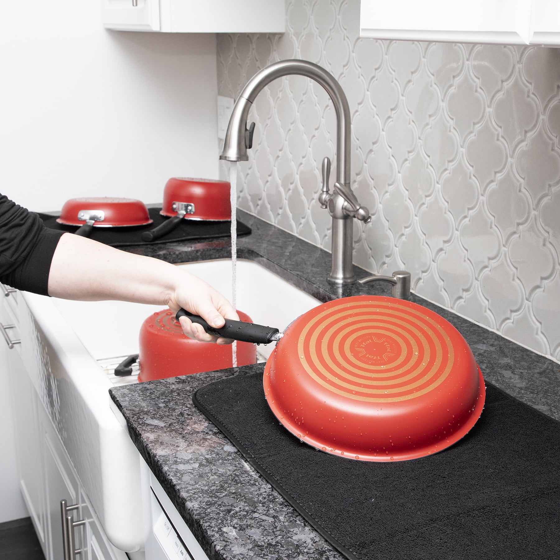 Microfiber Dish Drying Mat Reverses to Mesh, 2 Piece Set, Black