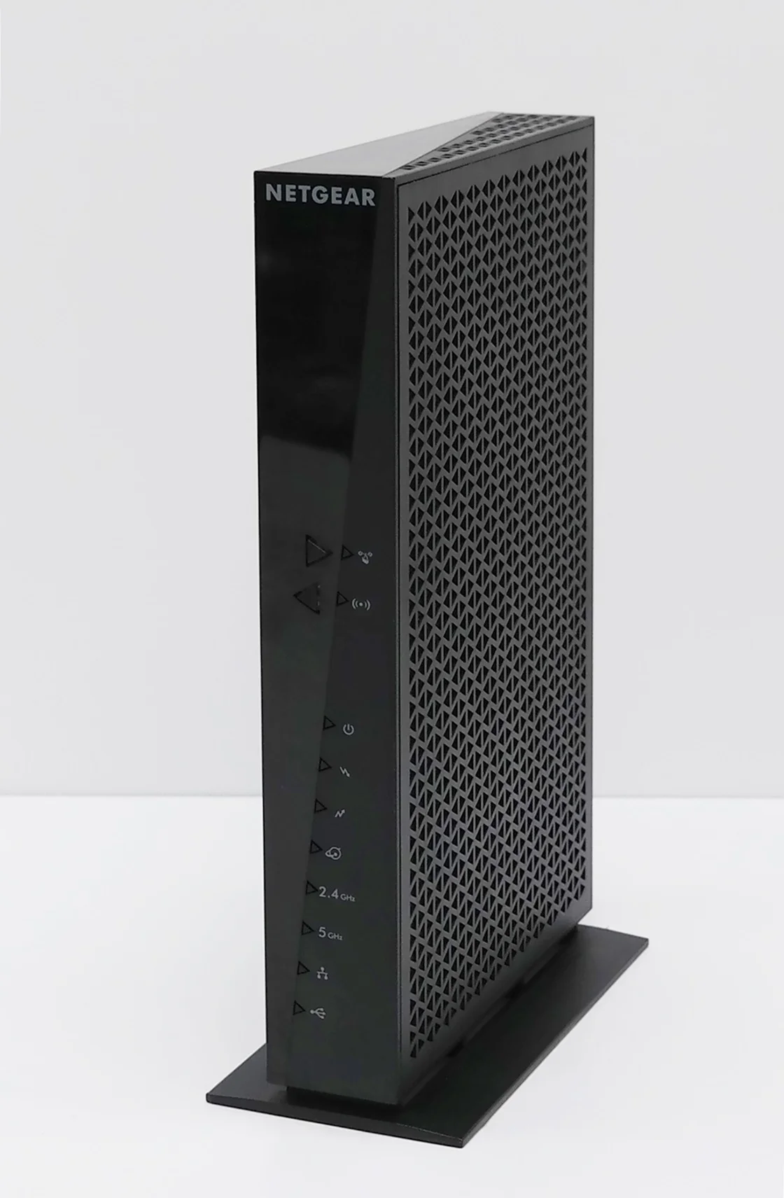 Used NETGEAR AC1750 C6300v2 Wi-Fi DOCSIS 3.0 Cable Modem Router