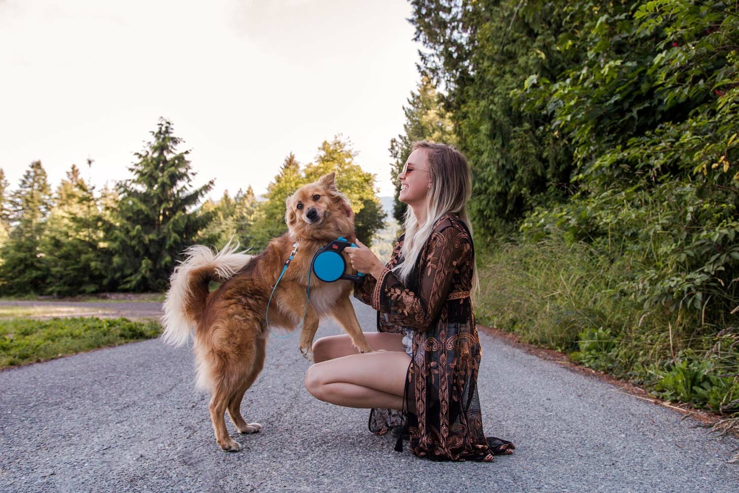 Retractable Gel Leash, Medium (Up to 44 lbs / 20 Kg) - Blue Splash - 16 ft (5 m