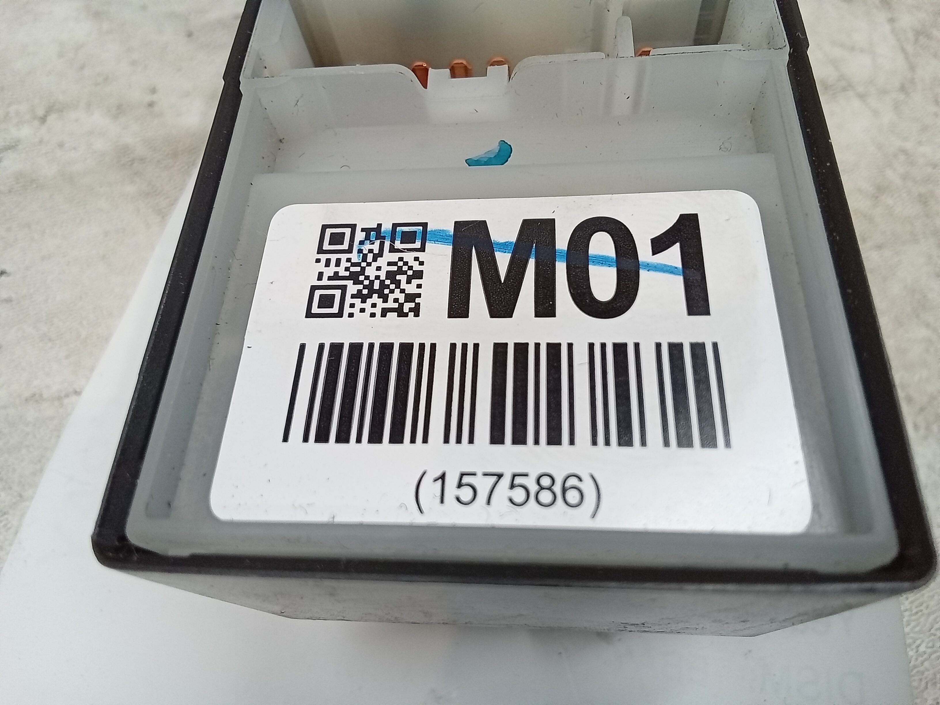 Pre-Owned 13 Subaru Impreza Front Drivers Master Window Switch W/ Lock OEM (Good)