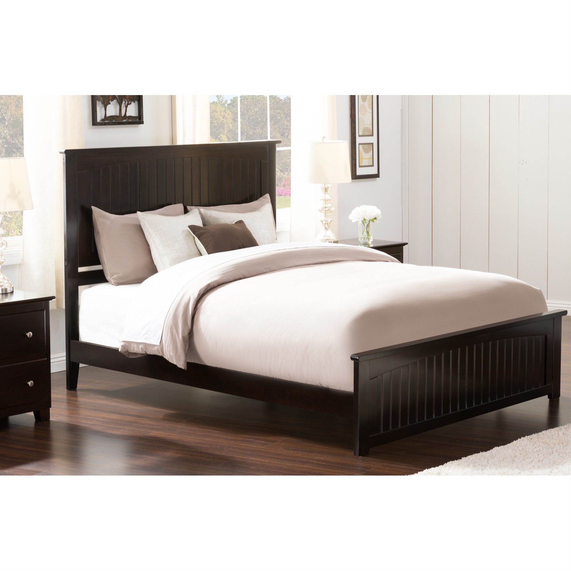 Nantucket Queen Low Profile Platform Bed with Matching Footboard in Espresso