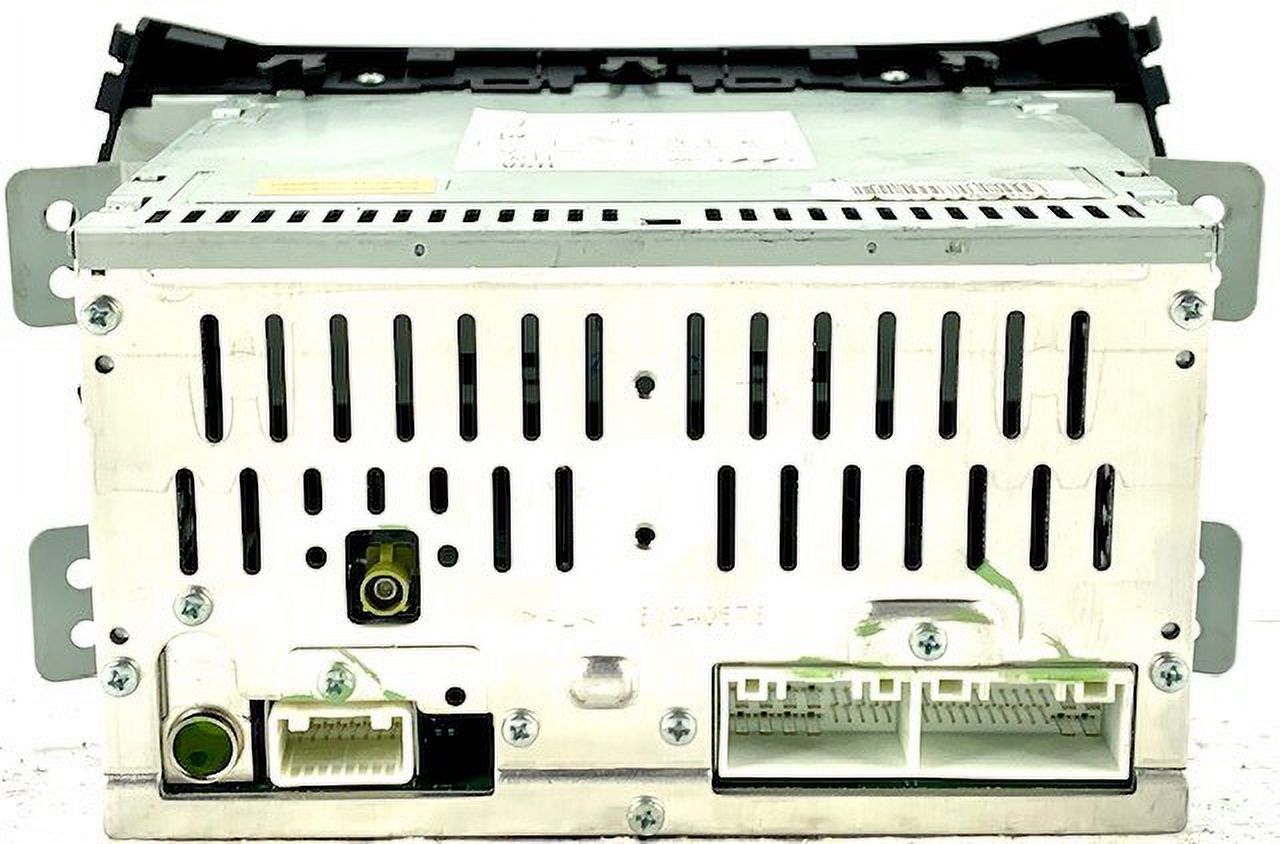 Pre-Owned 2017-2018 Hyundai Santa Fe Receiver w/ 5.0 Screen ID 961804Z6004X OEM (Good)