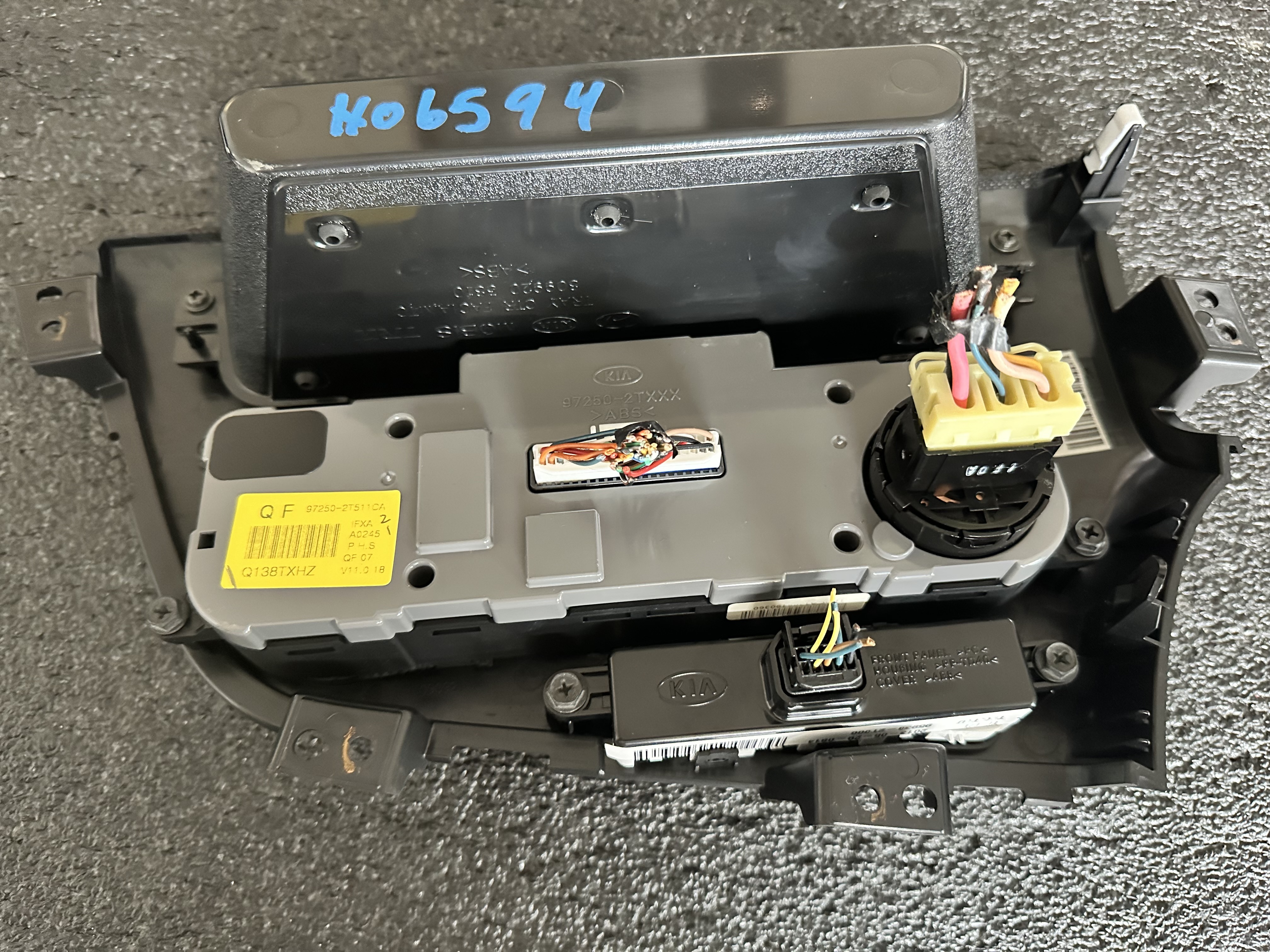 Pre-Owned 2011-2013 Kia Optima Heater AC Temperature Control Unit OEM LKQ (Good)