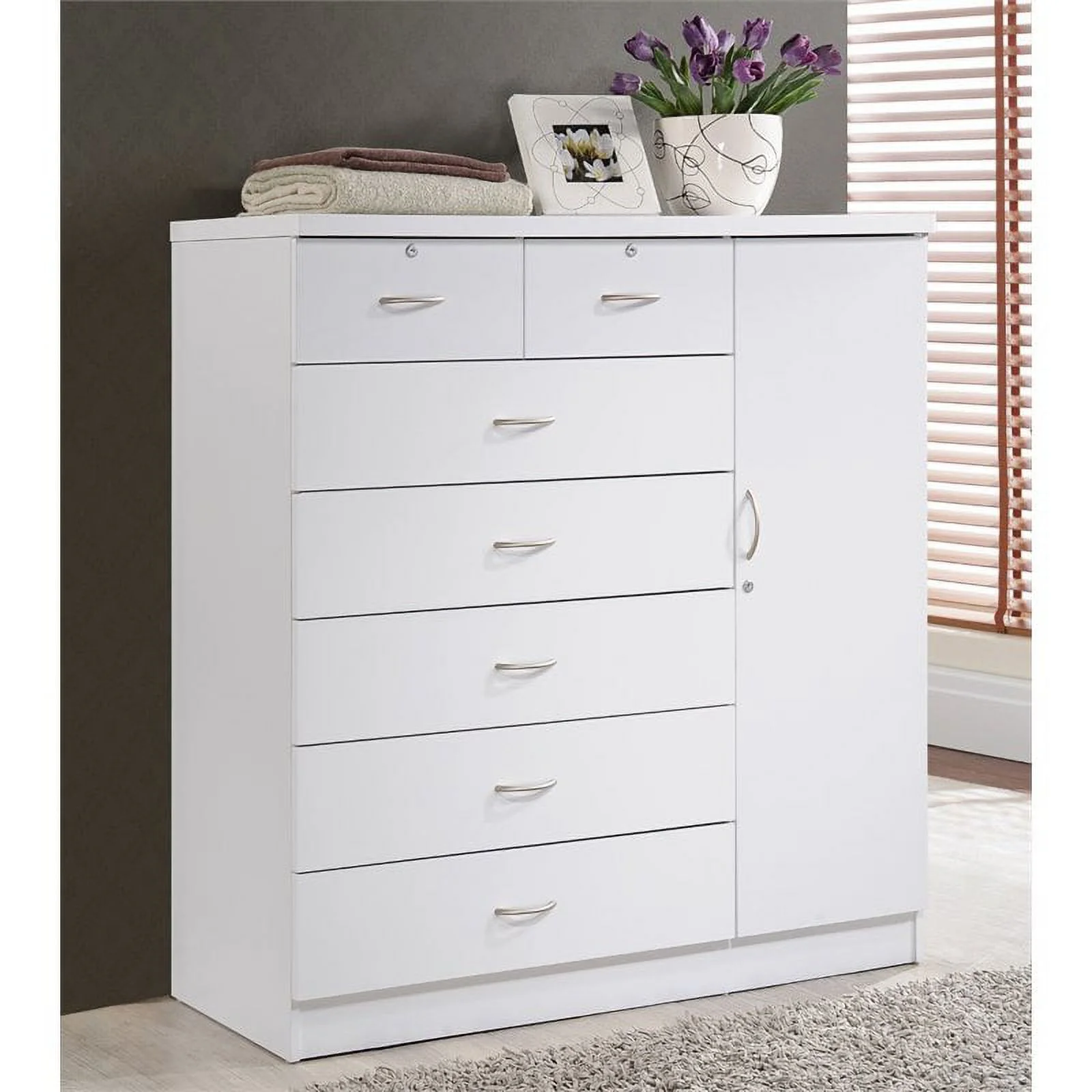 Home Square Hodedah 2 Piece 7 Drawer Wood Chest Set with Locks in White