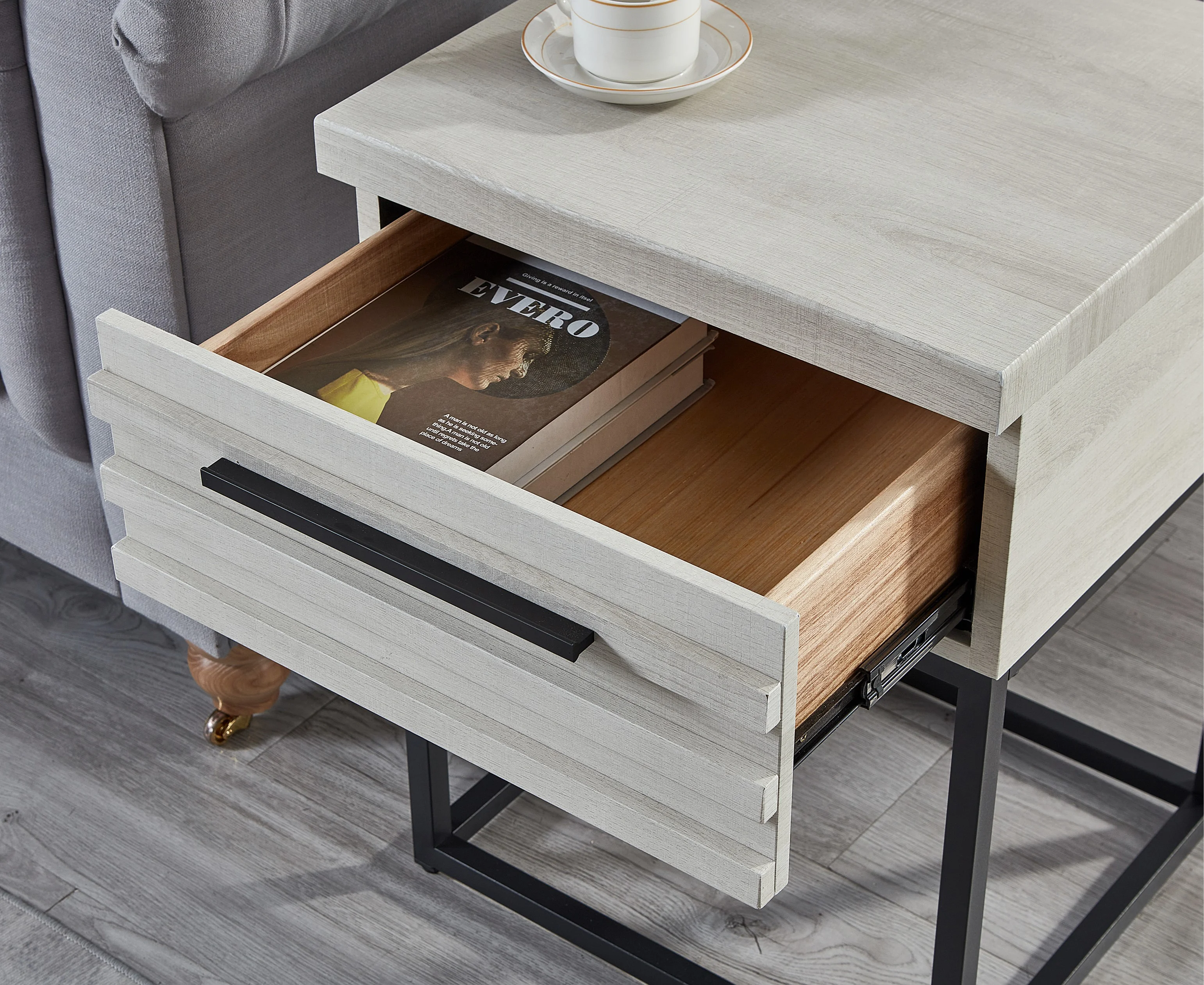 Roundhill Furniture Fentina 3-Piece Upholstered Bedroom Set, Tufted Wingback Bed with Two White Nightstands, King