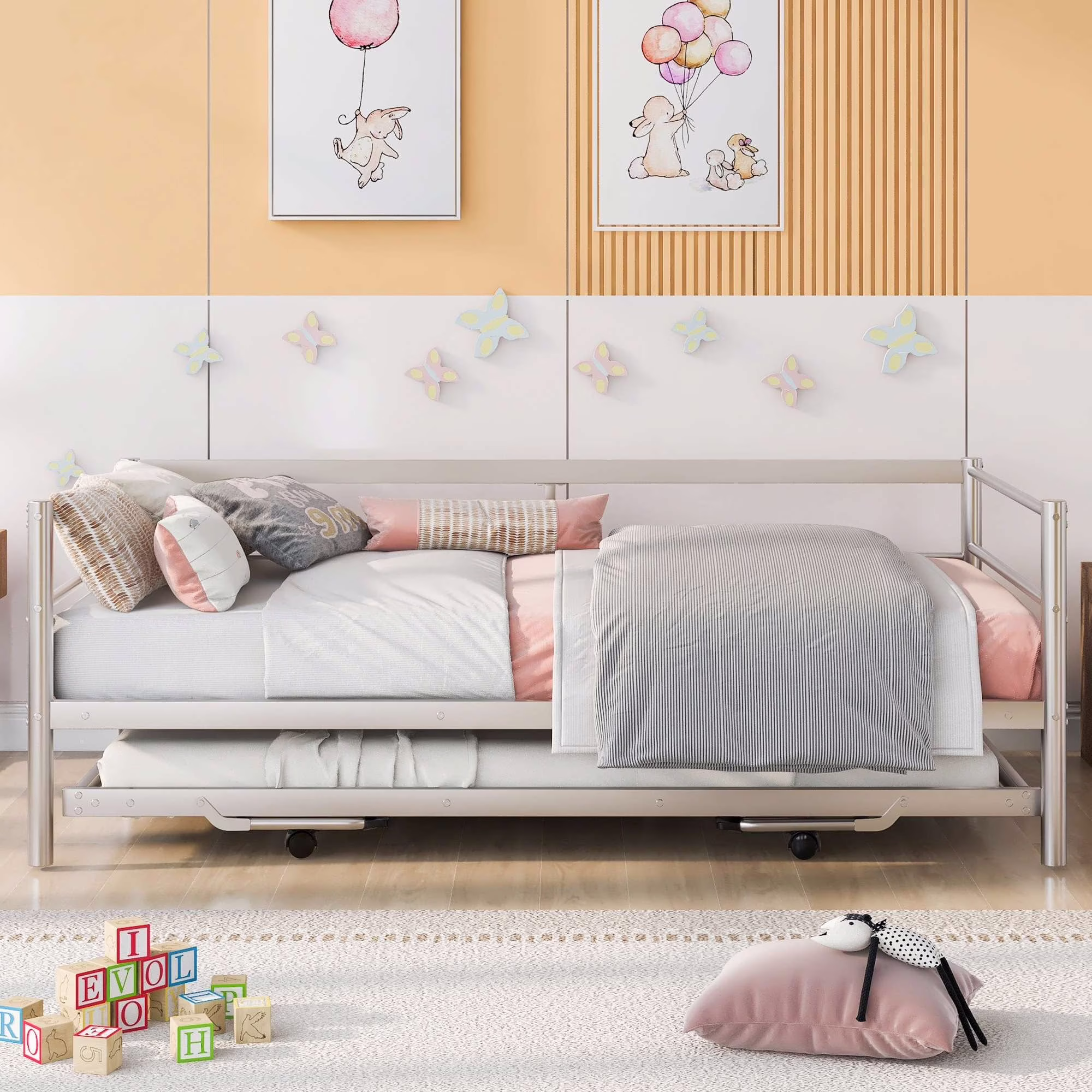 Metal Daybed with Adjustable Trundle, Pop Up Trundle Silver