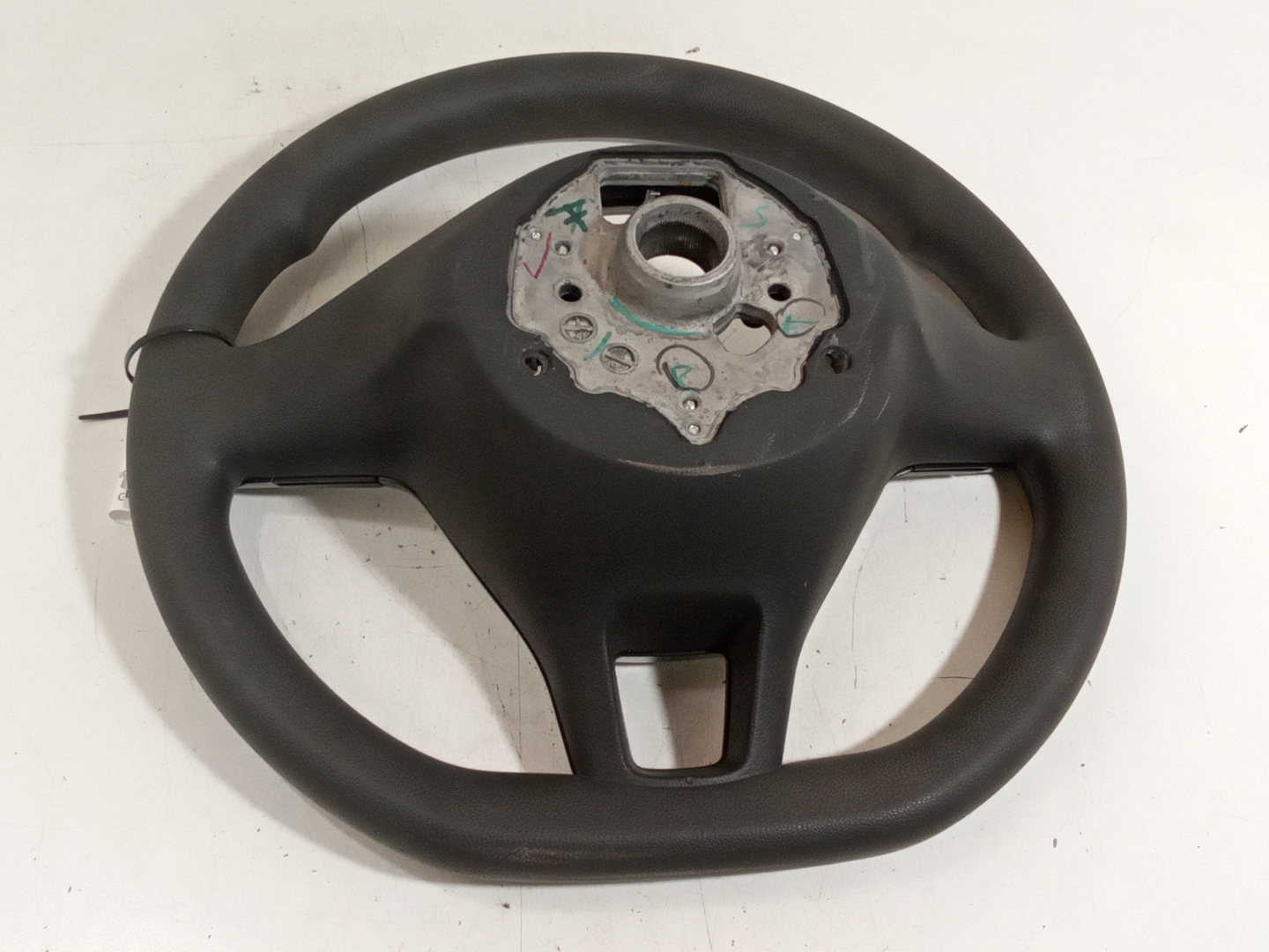 Pre-Owned 2017 Volkswagen Jetta Steering Wheel OEM (Good)