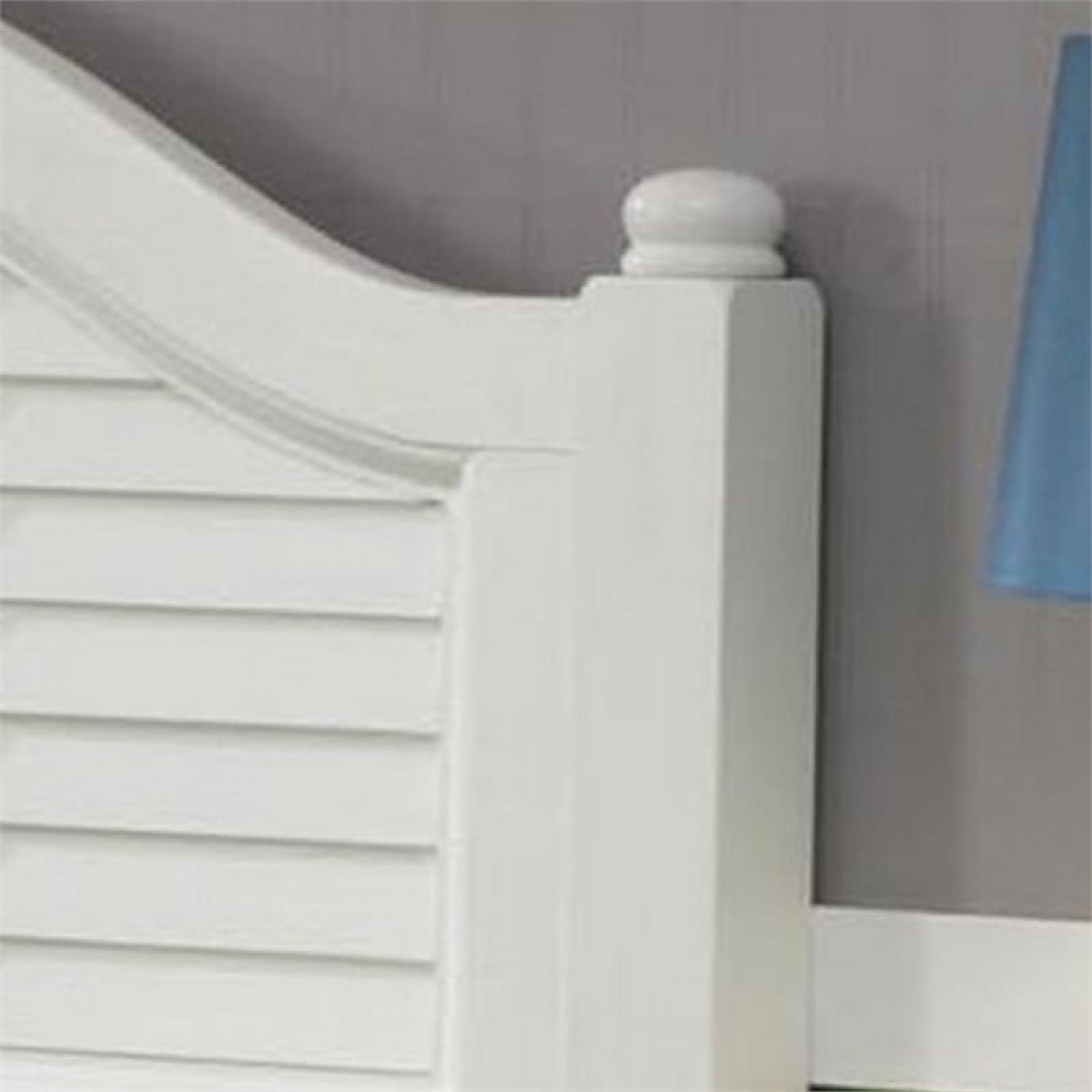 Home Square 3-Piece Set with Queen Headboard and Nightstand & Dresser