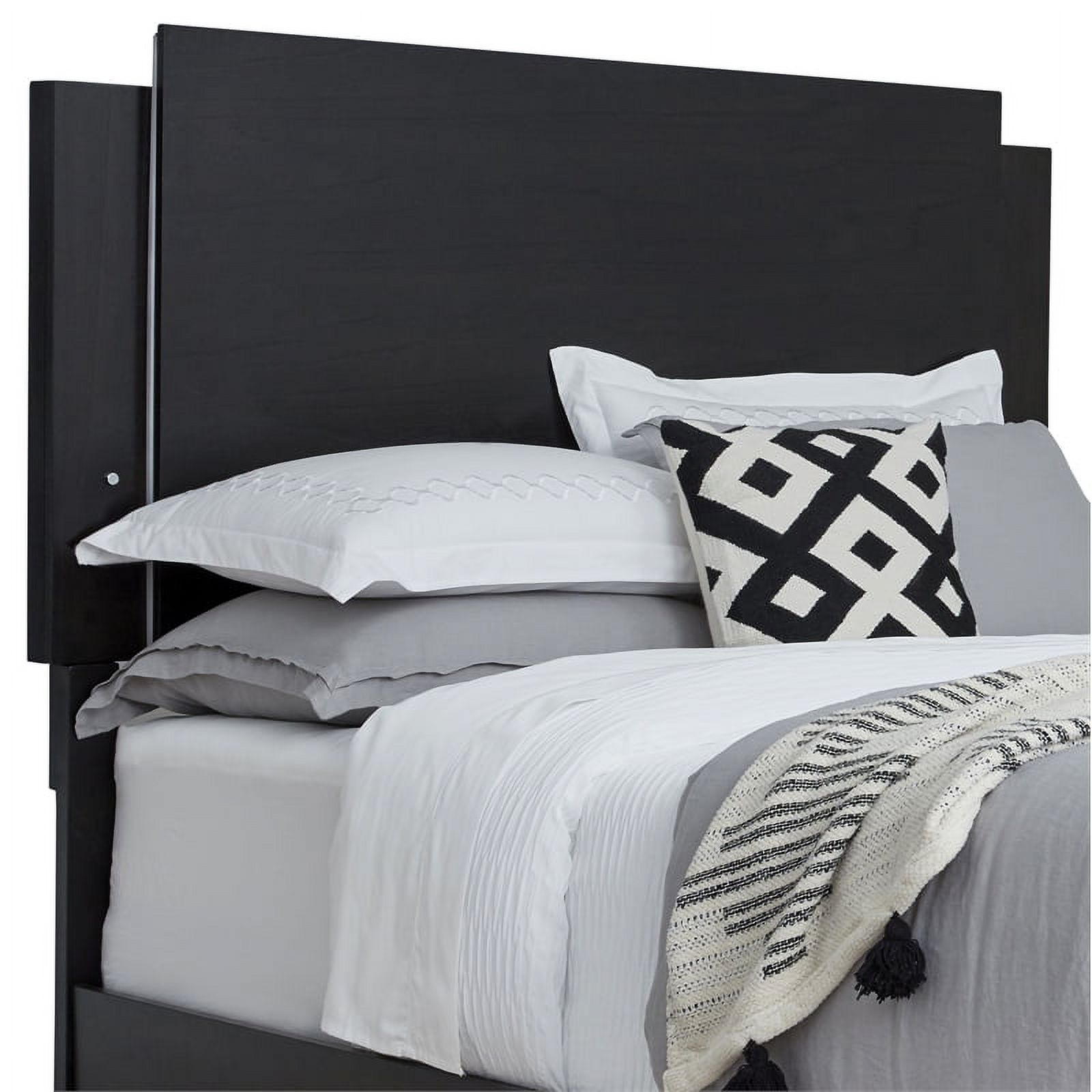 Progressive Furniture Foxfire Wood Queen Complete Bed in Midnight Black