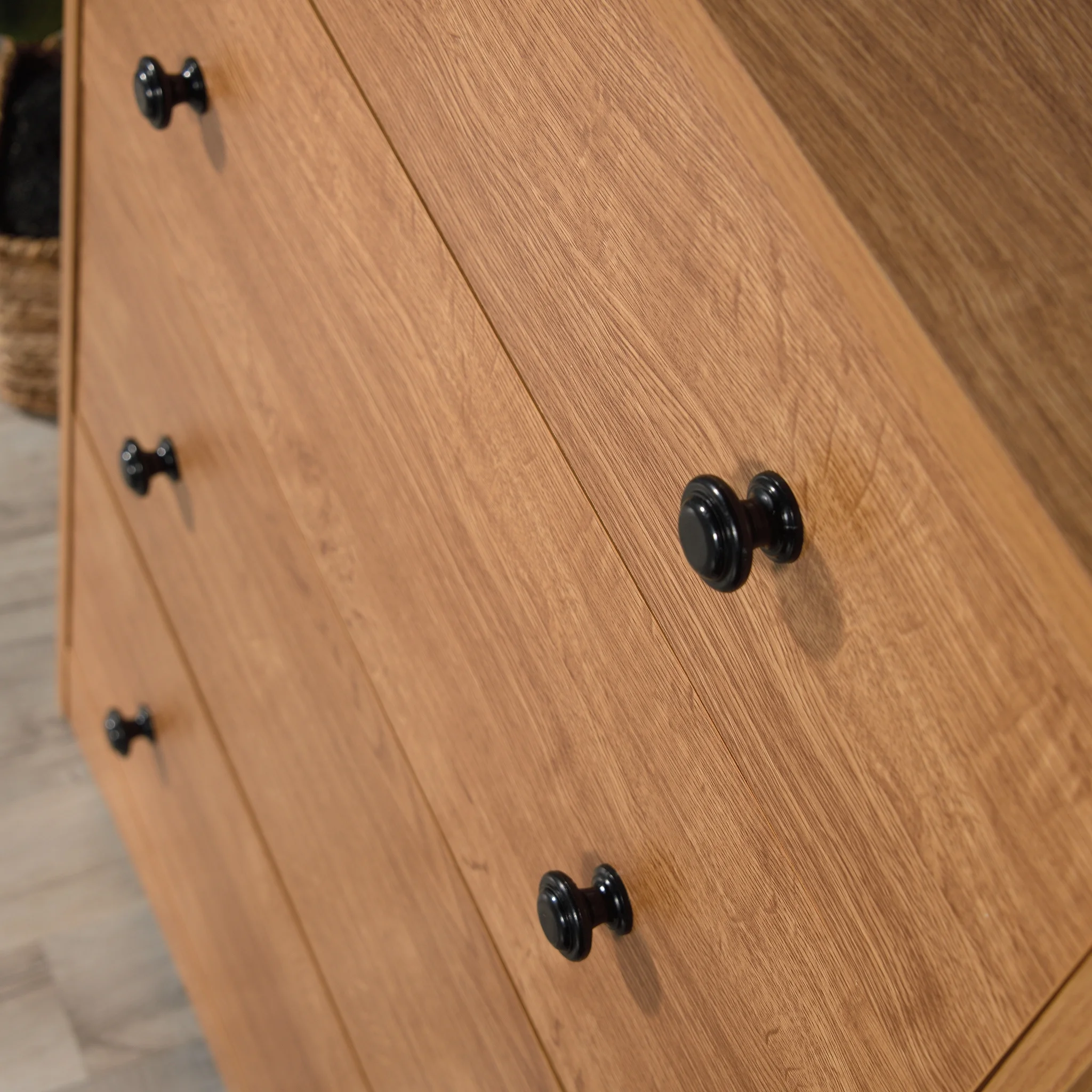 Sauder Beginnings 4-Drawer Dresser, Highland Oak Finish