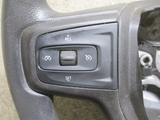 Pre-Owned 2020 Chevrolet Silverado 1500 Steering Wheel w/Cruise Control OEM LKQ (Good)