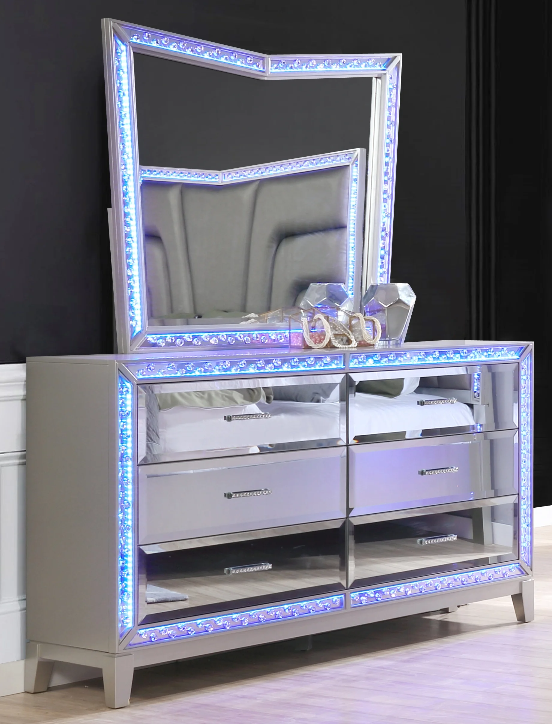 Sportaza Luxury Dresser Silver