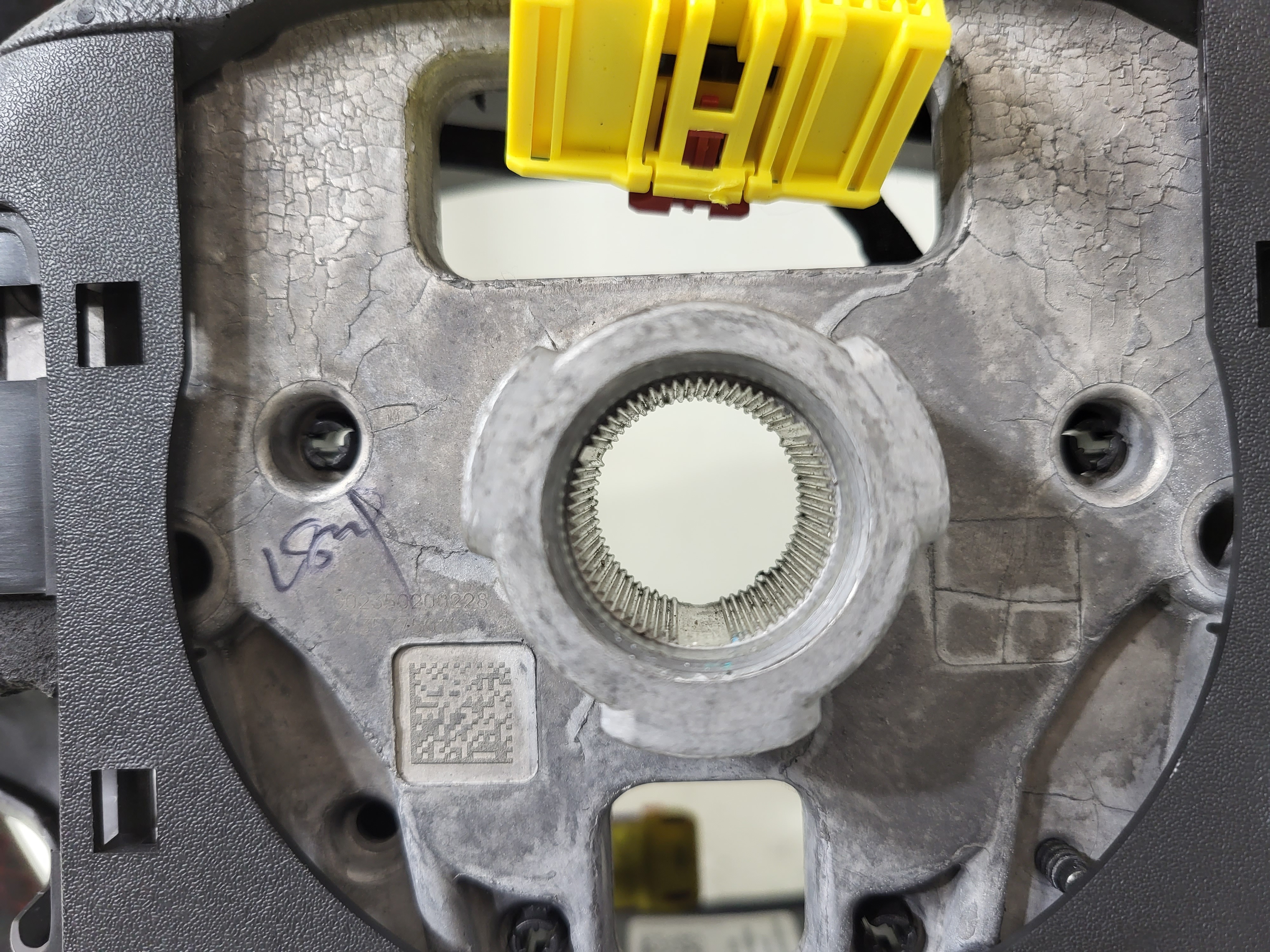 Pre-Owned 2021 Chevrolet TrailBlazer Driver Steering Wheel w/ Audio & Cruise Control OEM (Good)