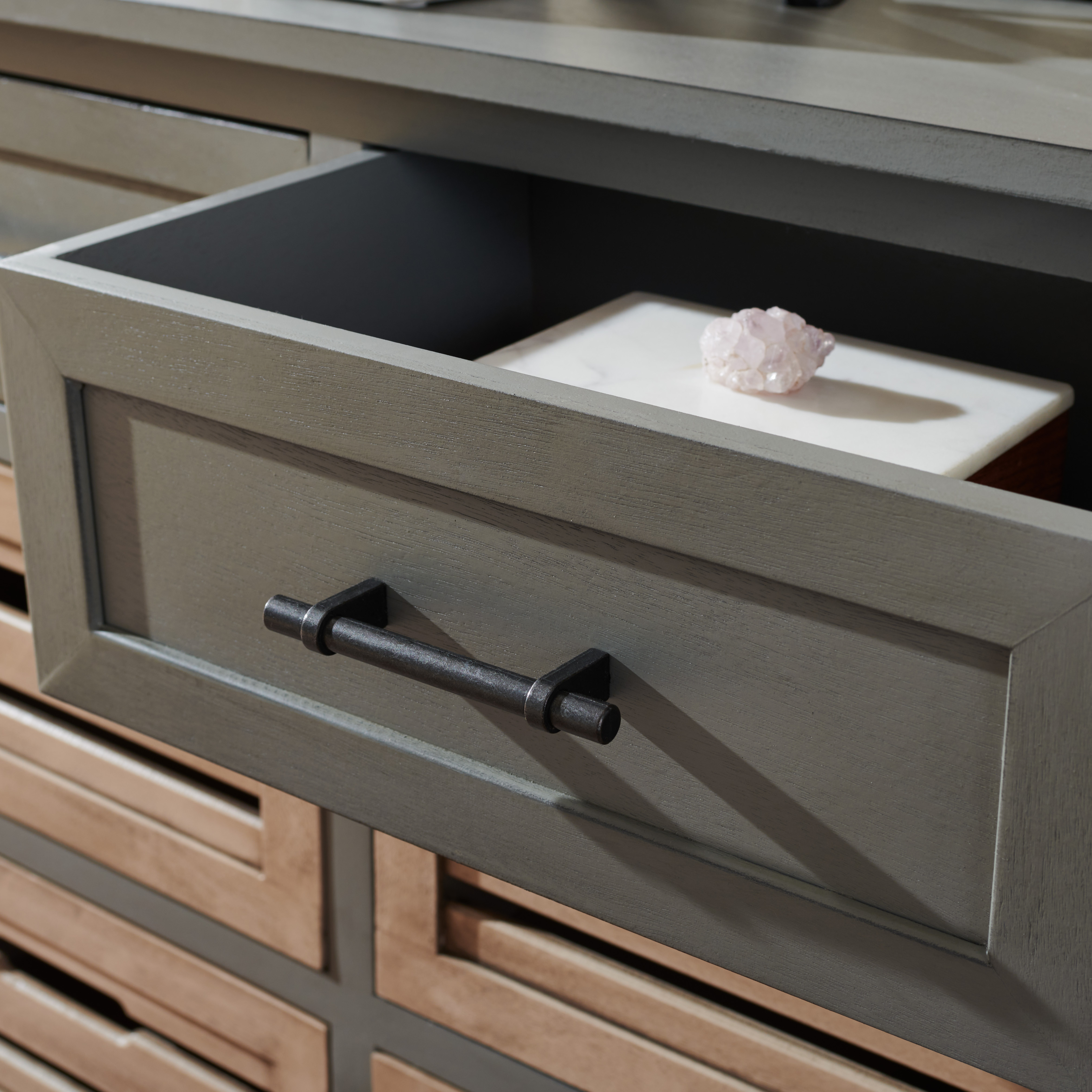 SAFAVIEH Briar Removable 6 Drawer Storage Chest, Distressed Grey Frame/Sand Drawers (31 in. W x 12.5 in. D x 26 in. H)