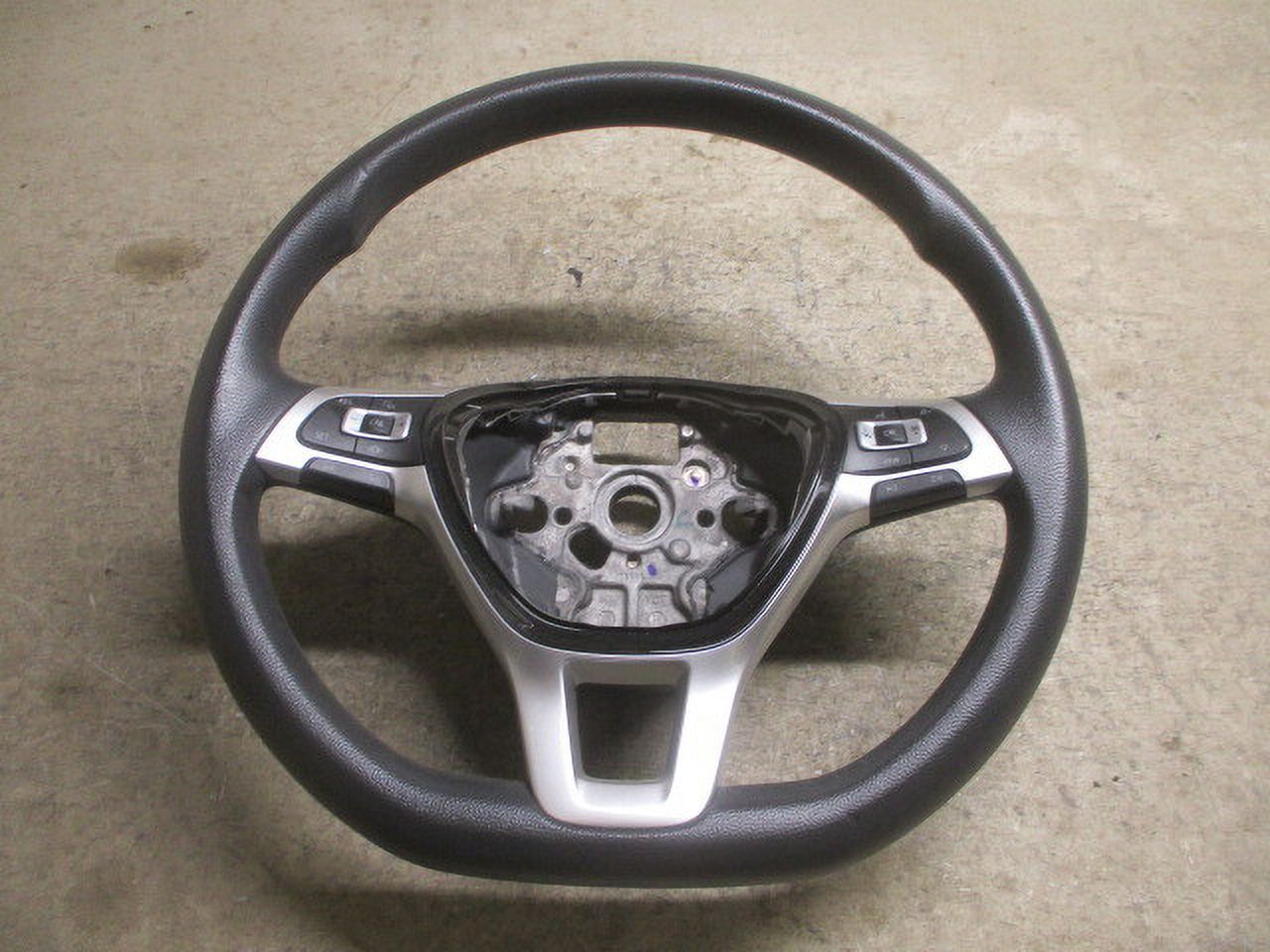 Pre-Owned 2019 Volkswagen Jetta Steering Wheel w/Cruise Control OEM LKQ (Good)