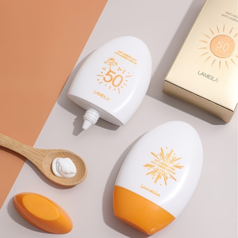 Weightless Sun Protection: Refresh Your Skin with Protect + Hydrate Moisturizing Sunscreen Lotion
