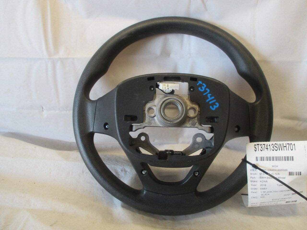 Pre-Owned 2019 Hyundai Kona Steering Wheel w/Controls OEM (Good)