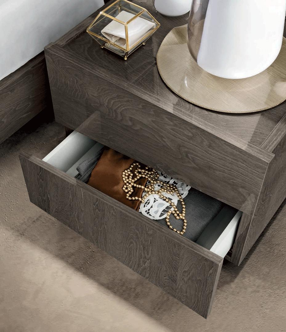 Modern High Gloss Grey King Bedroom Set 5 Pcs Made in Italy ESF Tekno