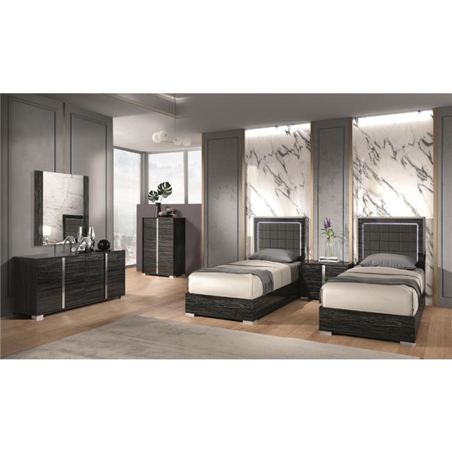J & M Furniture 15546-F 58 x 78 x 51 in. Alice Full Size Bed, Glossy Gray