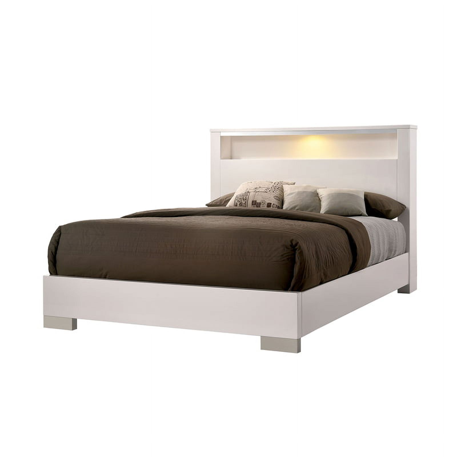 FOA Quaker Modern 3-Piece White Wood Bedroom Set - King + 2 Nightstands