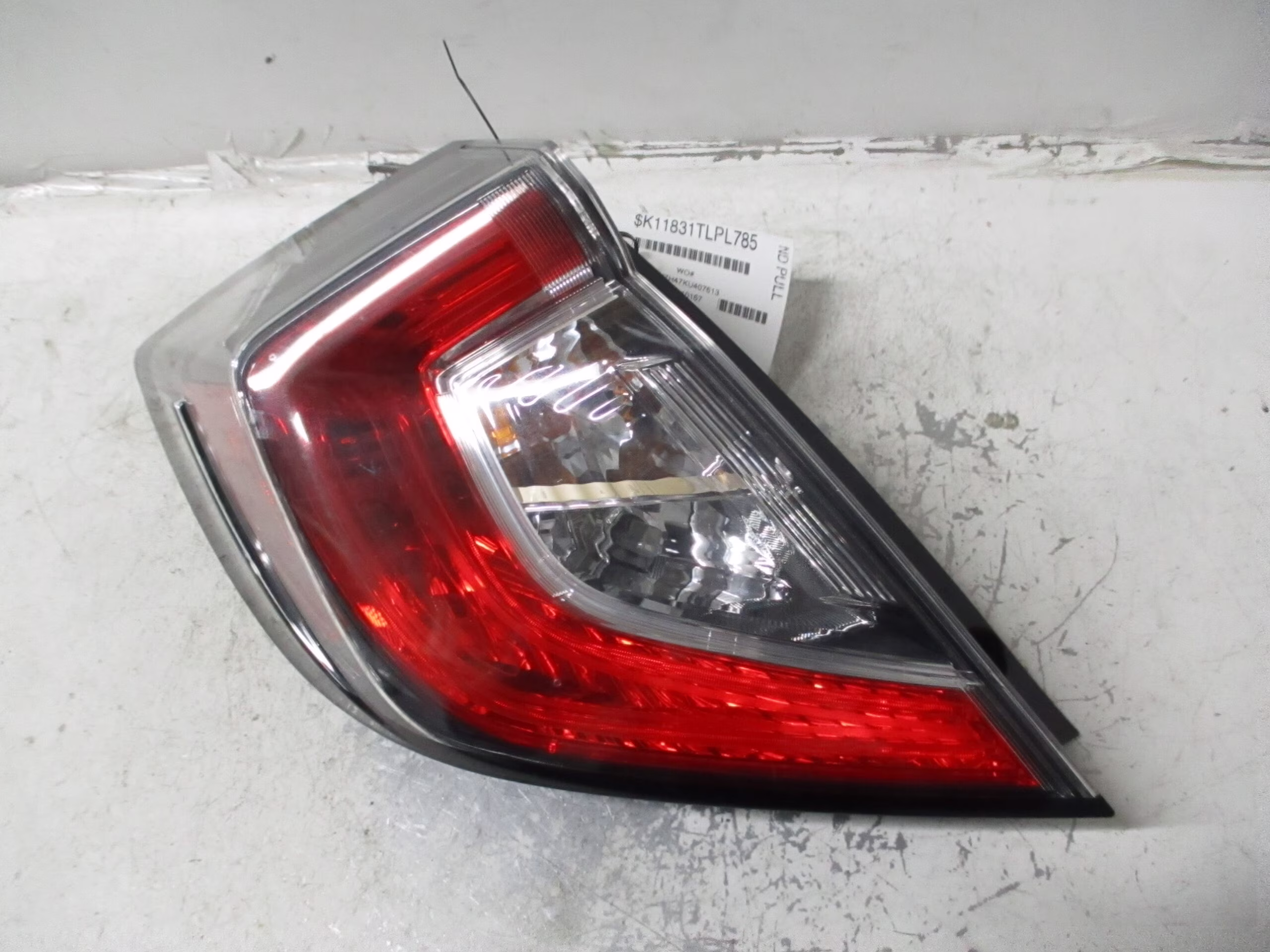 Pre-Owned 2017-2021 Honda Civic Driver LH Tail Light Lamp OEM (Good)