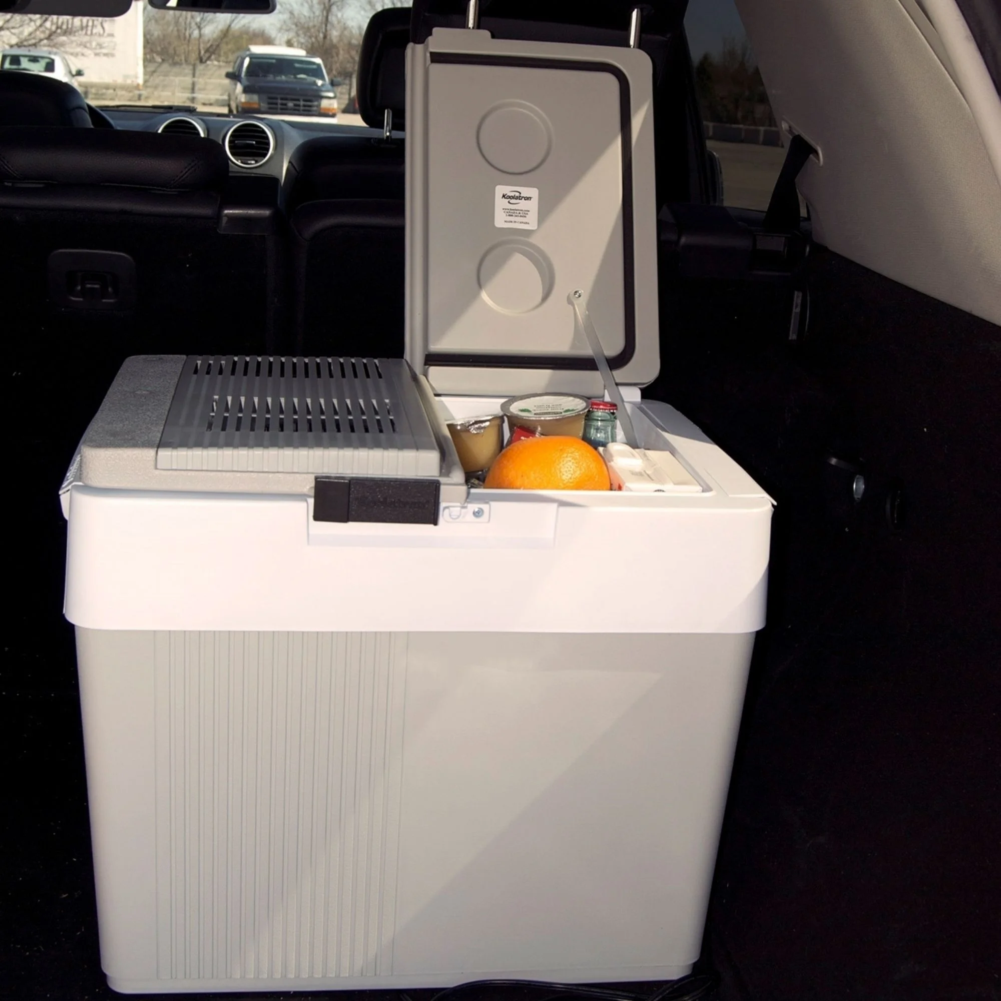 Koolatron Kargo Electric cooler P65 12V Personal Cooler Warmer 31L