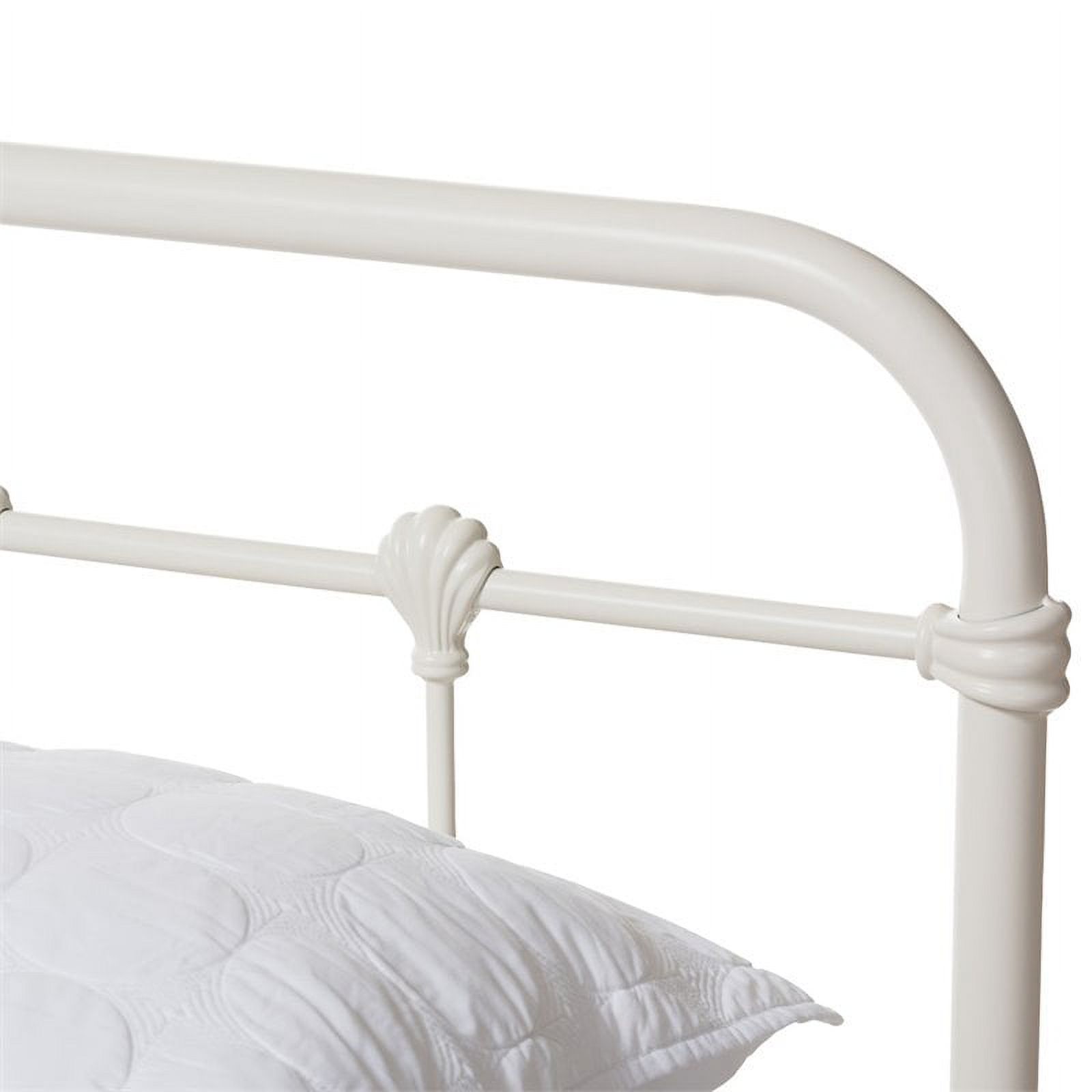 Bowery Hill Queen Metal Spindle Bed in White