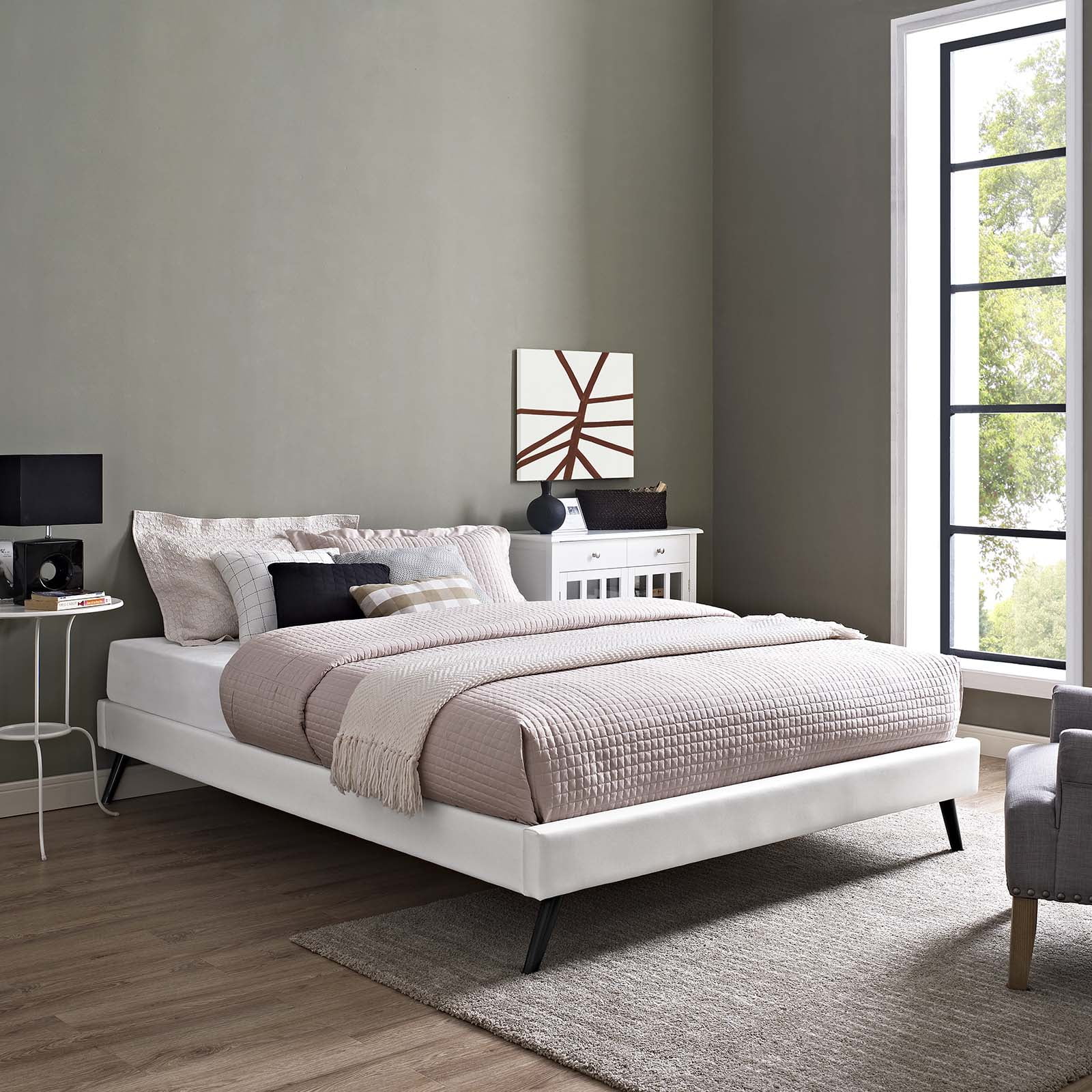 Modern Contemporary Urban Design Bedroom Queen Size Platform Bed Frame, Faux Vinyl Leather, White