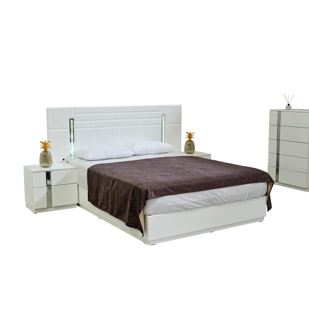 Furnia Sienna Queen Bed with Headboard