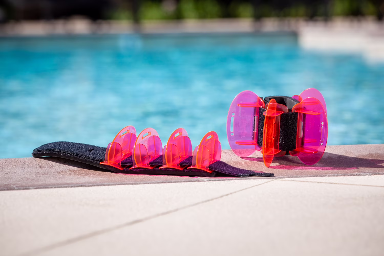 Aqualogix Pink Medium Resistance Aquatic Hybrid Fin Set - Lower/Upper Body Pool Exercise Fins - Water Leg Weights - Includes Link to Online Workout (Fins Pair)