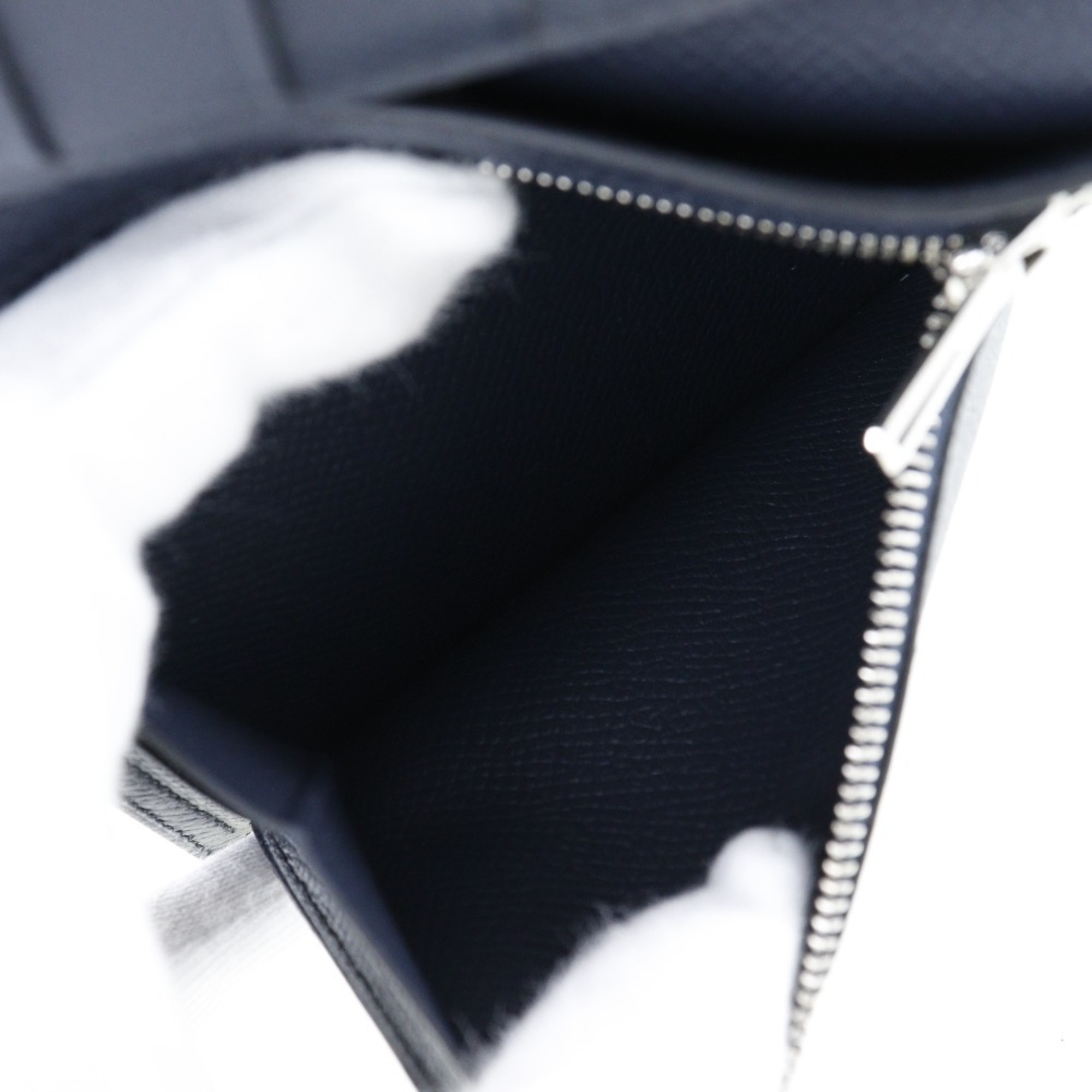 Pre-Owned HERMES Click 12 Bifold Wallet Vaux Epson Made in France 2020 Black Y Flap Unisex (Good)