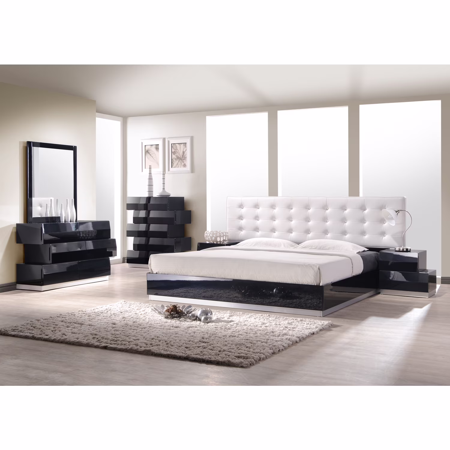 J&M Furniture Milan Queen Size Bed in Black
