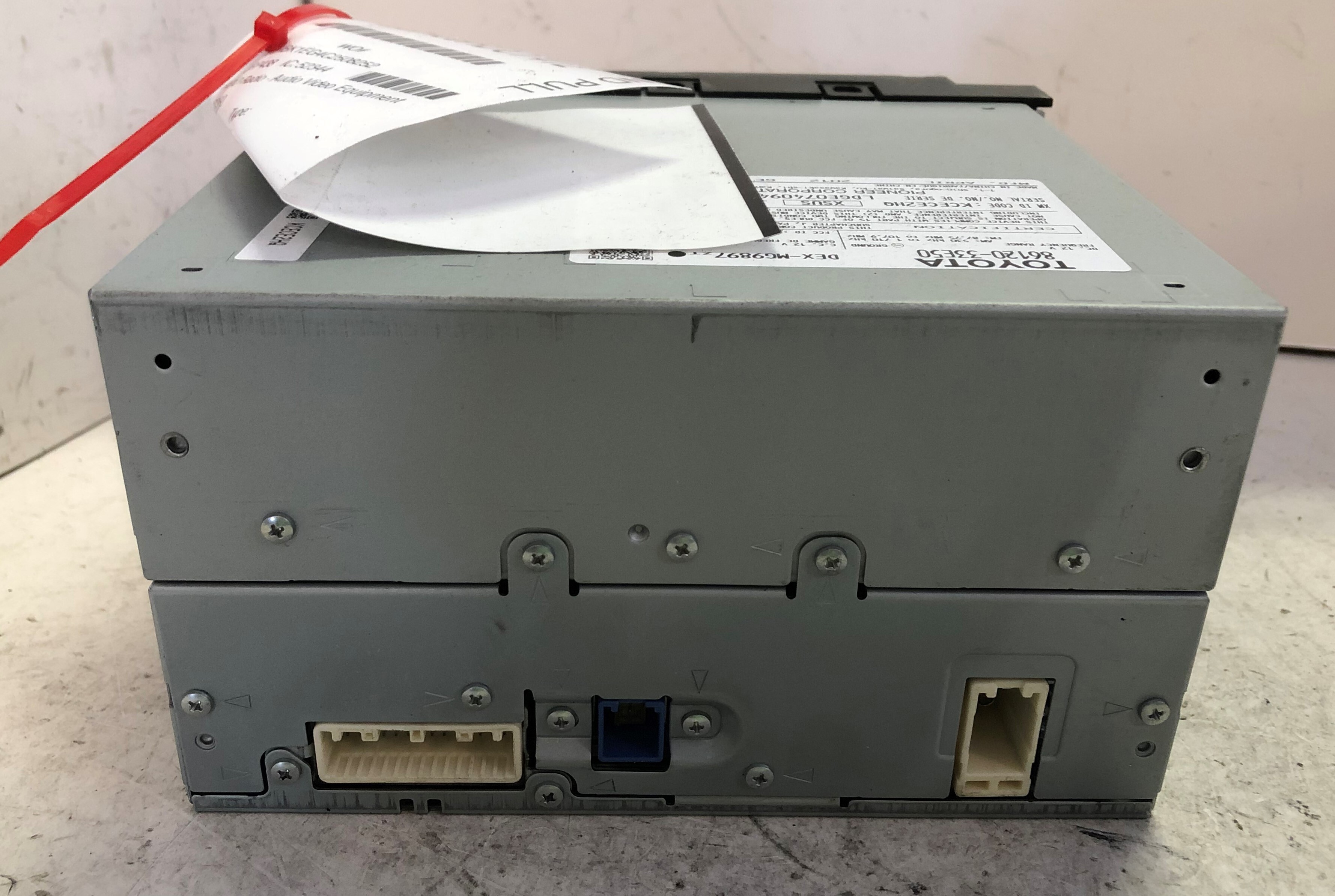 Pre-Owned 10-12 Lexus ES350 AM FM CD Player Radio Receiver Face ID P1867 OEM LKQ (Good)