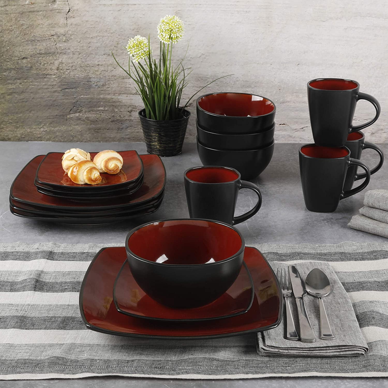 Soho Lounge 16-Piece Square Reactive Glaze Dinnerware Set Red