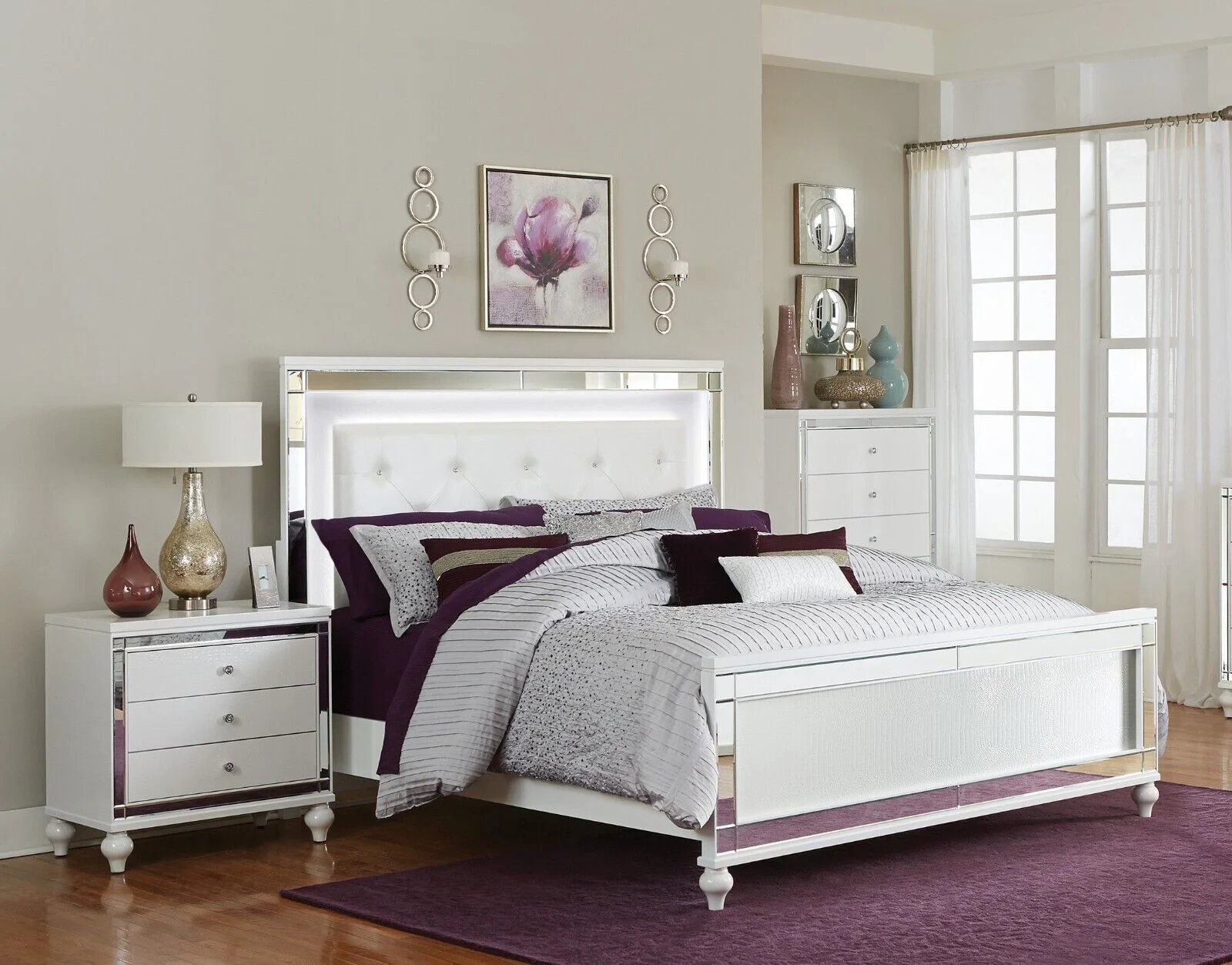 Contemporary White Metallic Finish 3pc Bedroom Set Eastern King Bed LED Headboard 2x Nightstands Bedroom Furniture