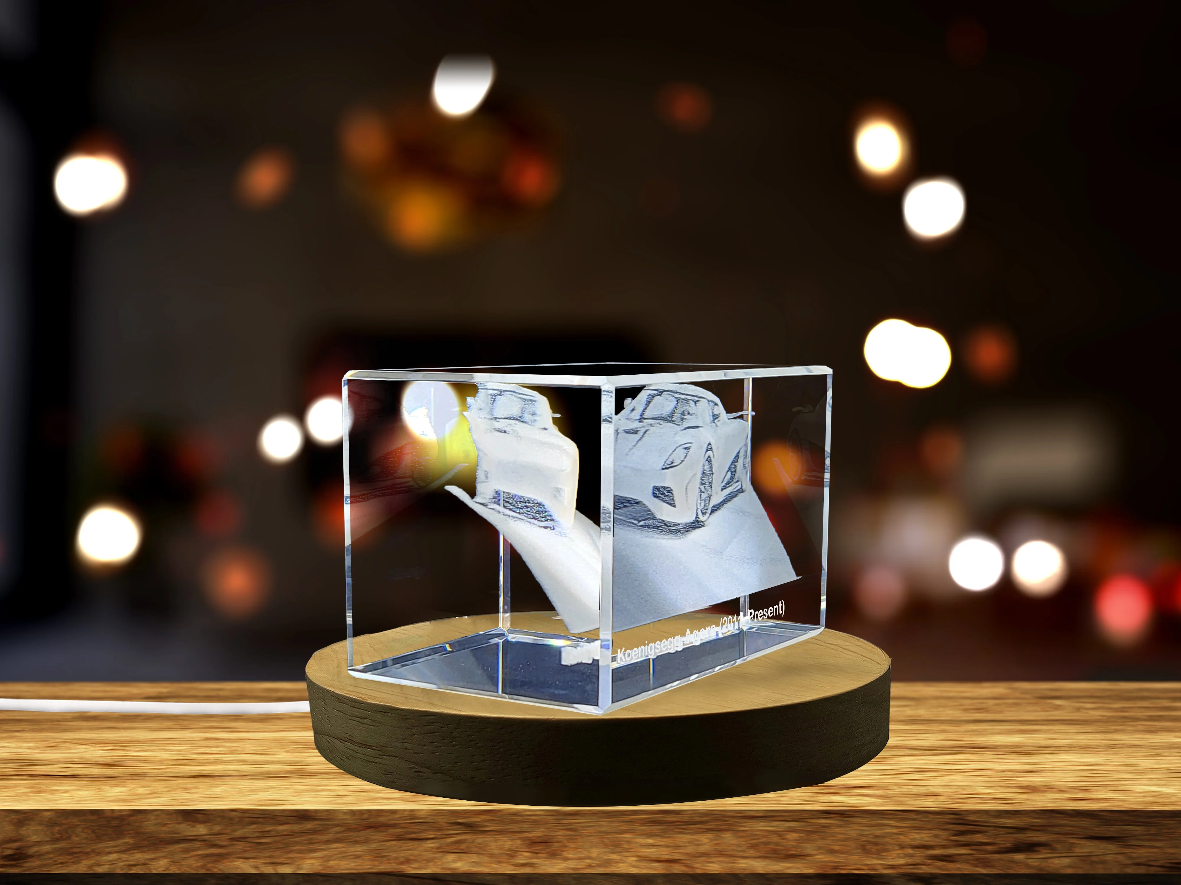 Unleash the Hypercar Beast: Koenigsegg Agera (2011–Present) - 3D Engraved Crystal Tribute