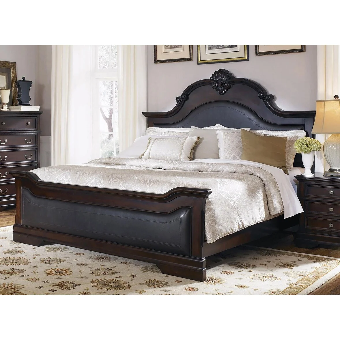 Coaster Cambridge Queen Upholstered Bed in Cappuccino