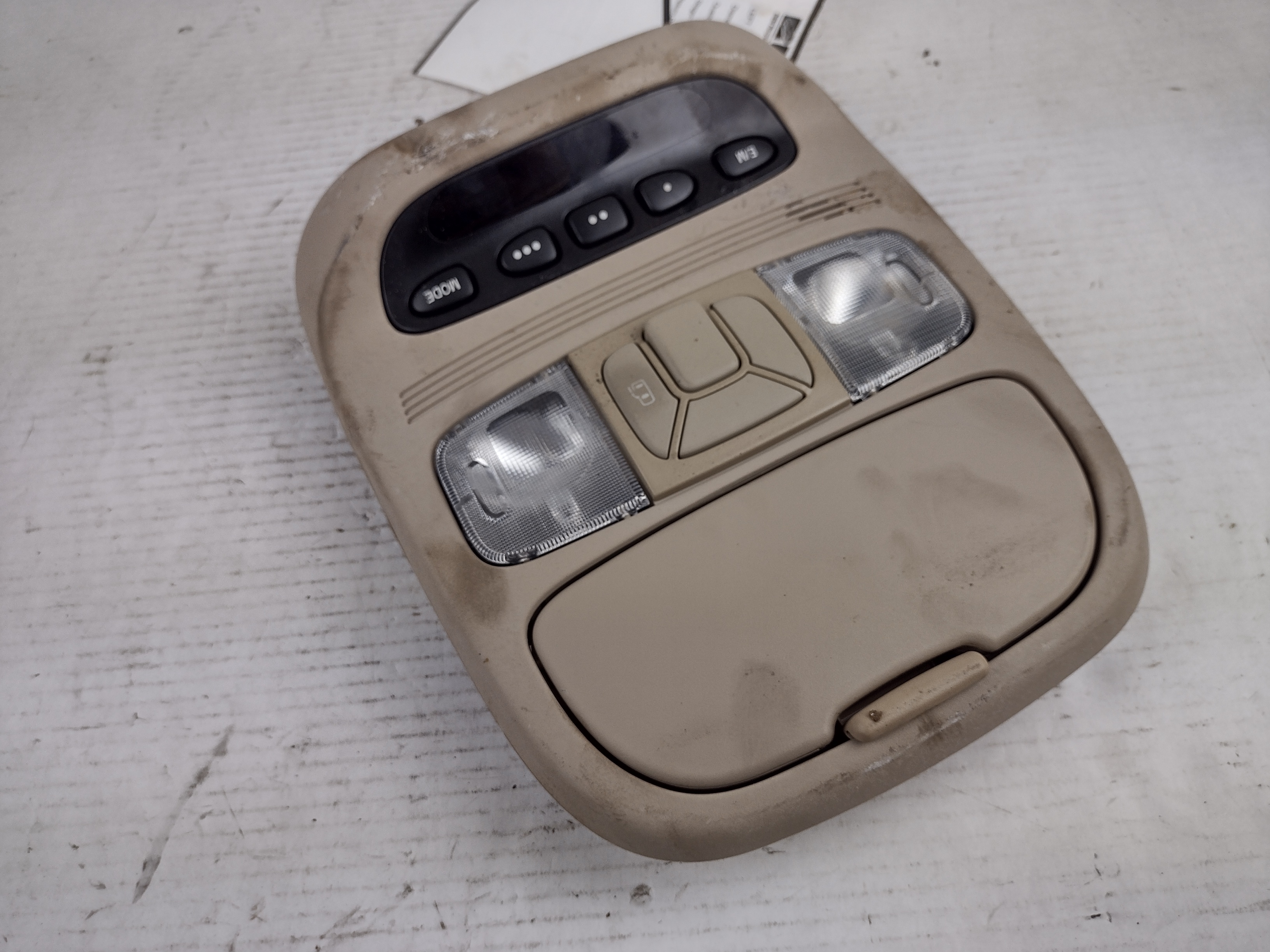 Pre-Owned 2006 Toyota Sienna Overhead Console Dome Light OEM (Good)