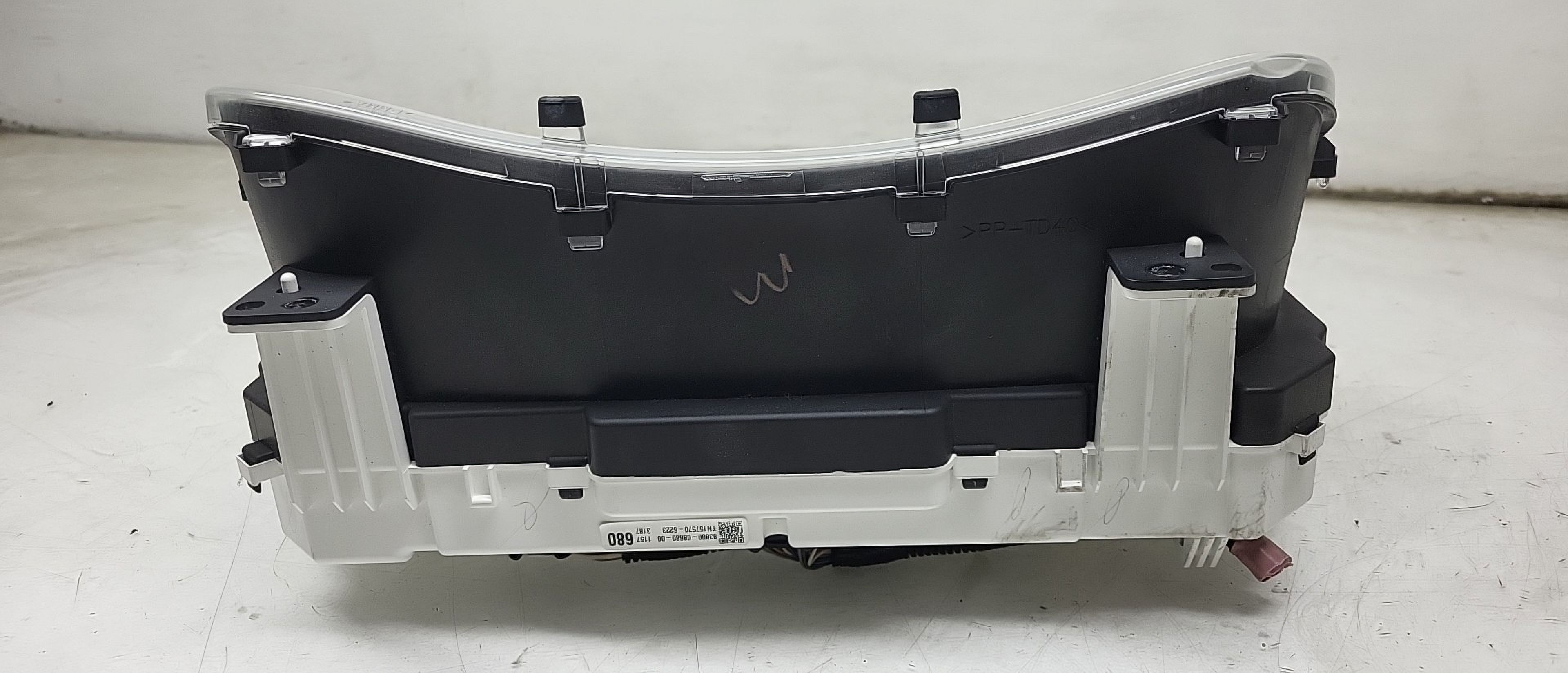 Pre-Owned 17 2017 Toyota Sienna Speedometer Speedo 42K Miles OEM (Good)