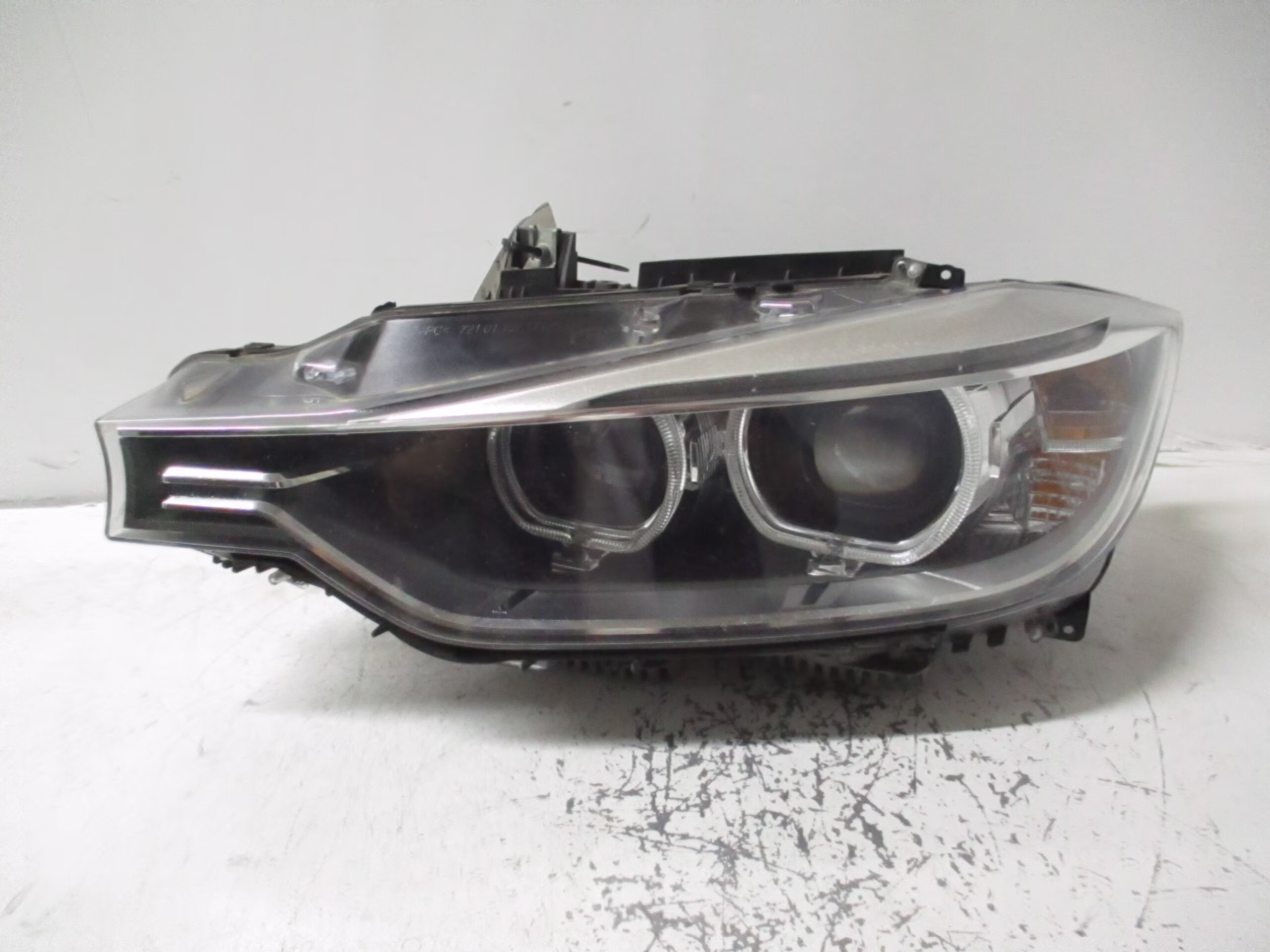 Pre-Owned 2013-2015 BMW ActiveHybrid 3 Driver LH Head Light Lamp OEM (Good)