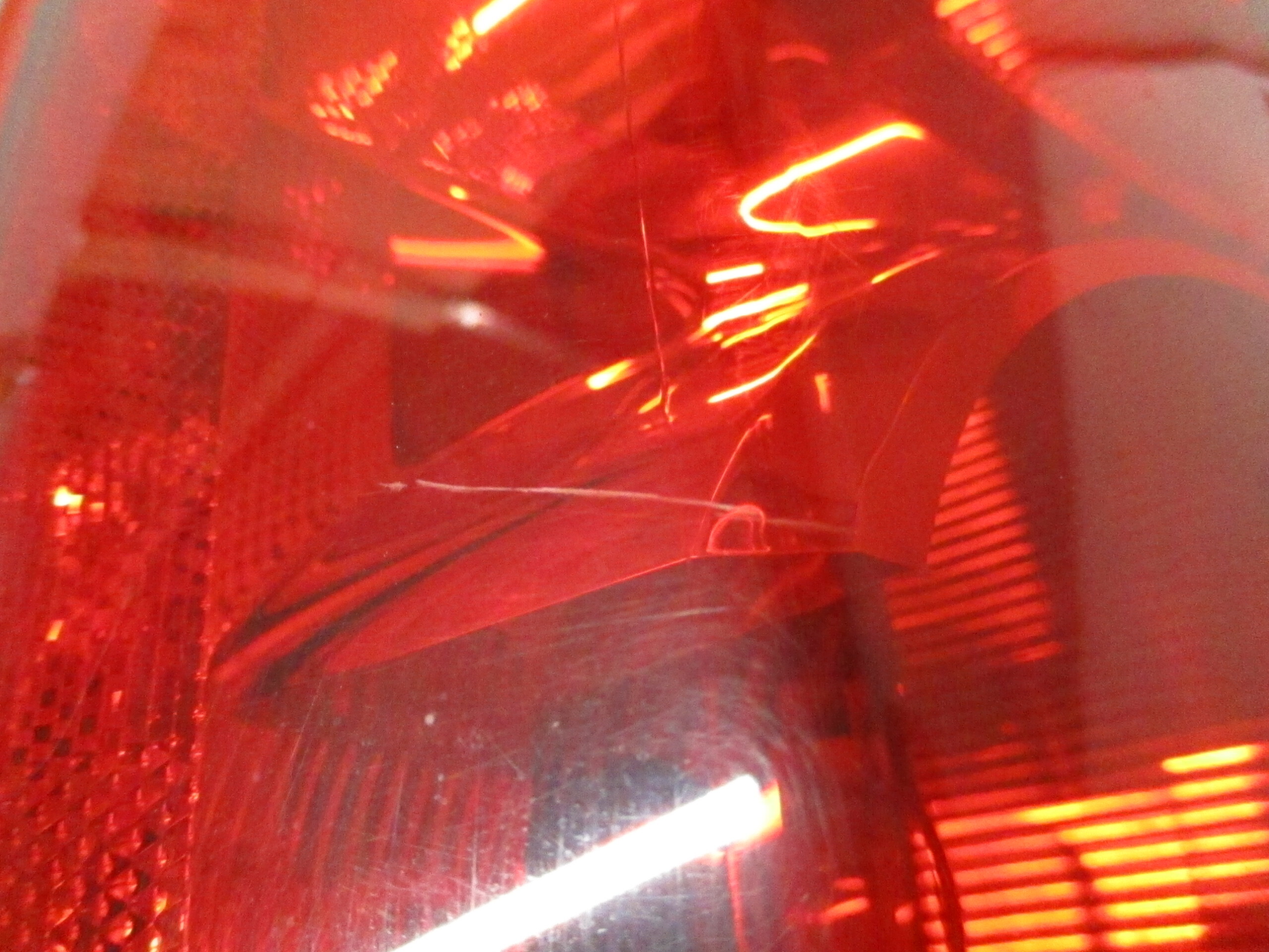 Pre-Owned 2006-2015 Nissan Armada Driver LH Tail Light Lamp OEM (Good)