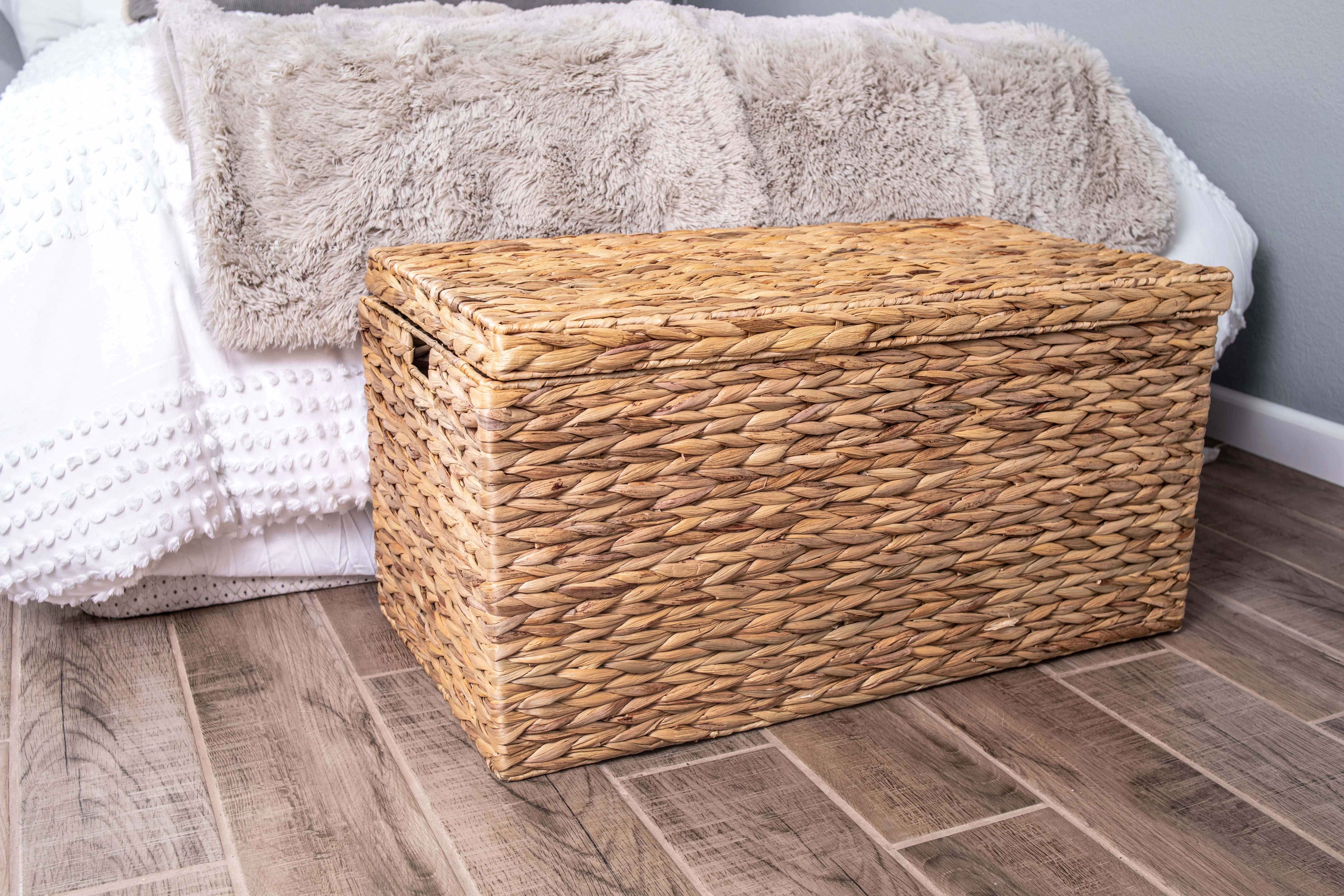 Better Homes & Gardens Natural Water Hyacinth Storage Trunk, Large